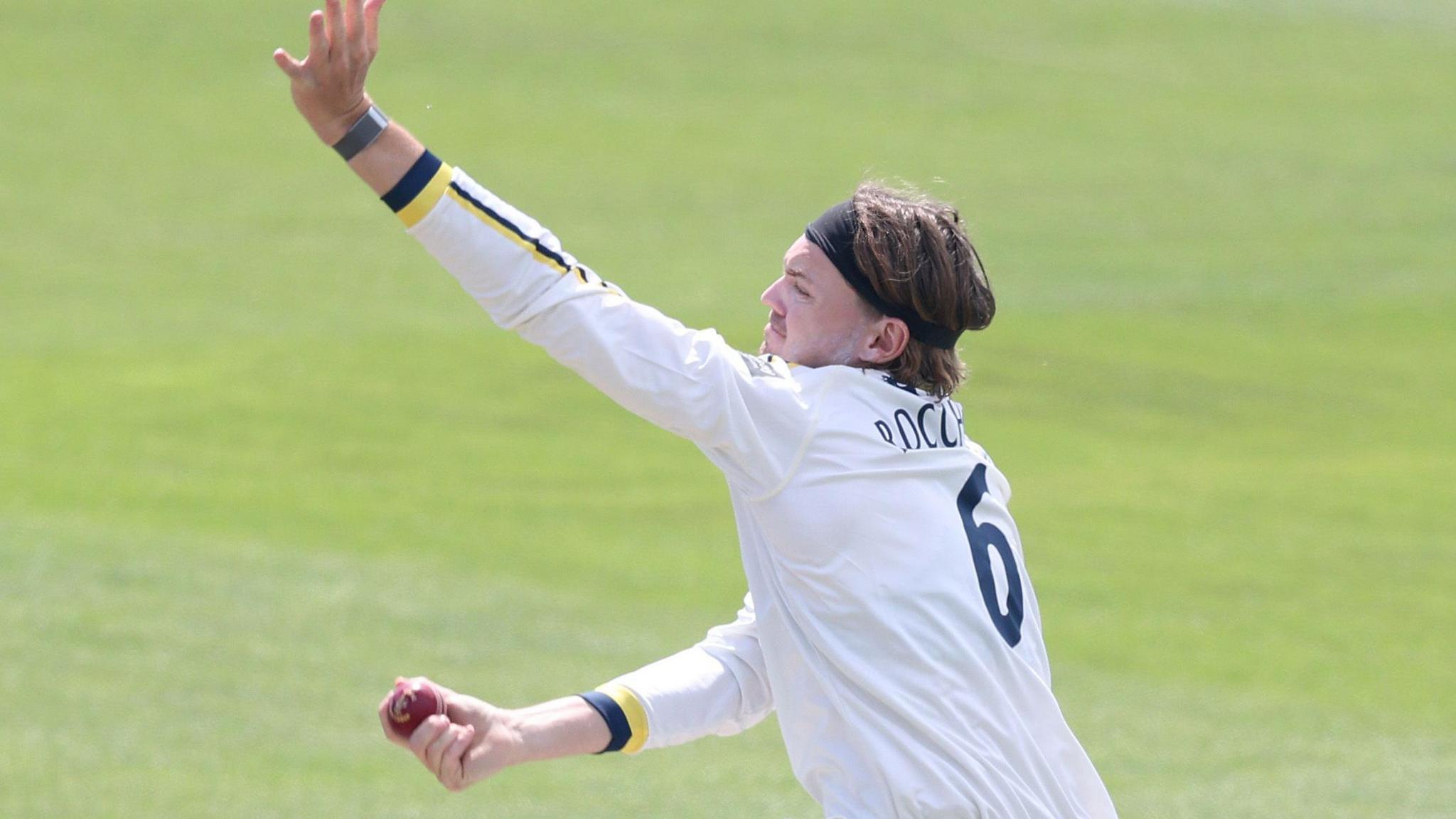 Corey Rocchiccioli bowling for Warwickshire against Sussex
