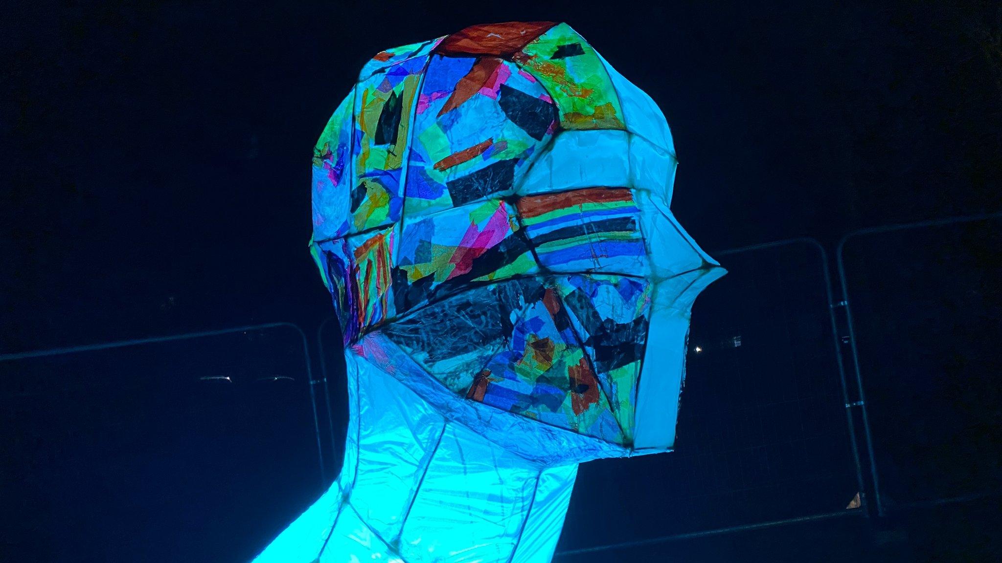 Illuminated head artwork