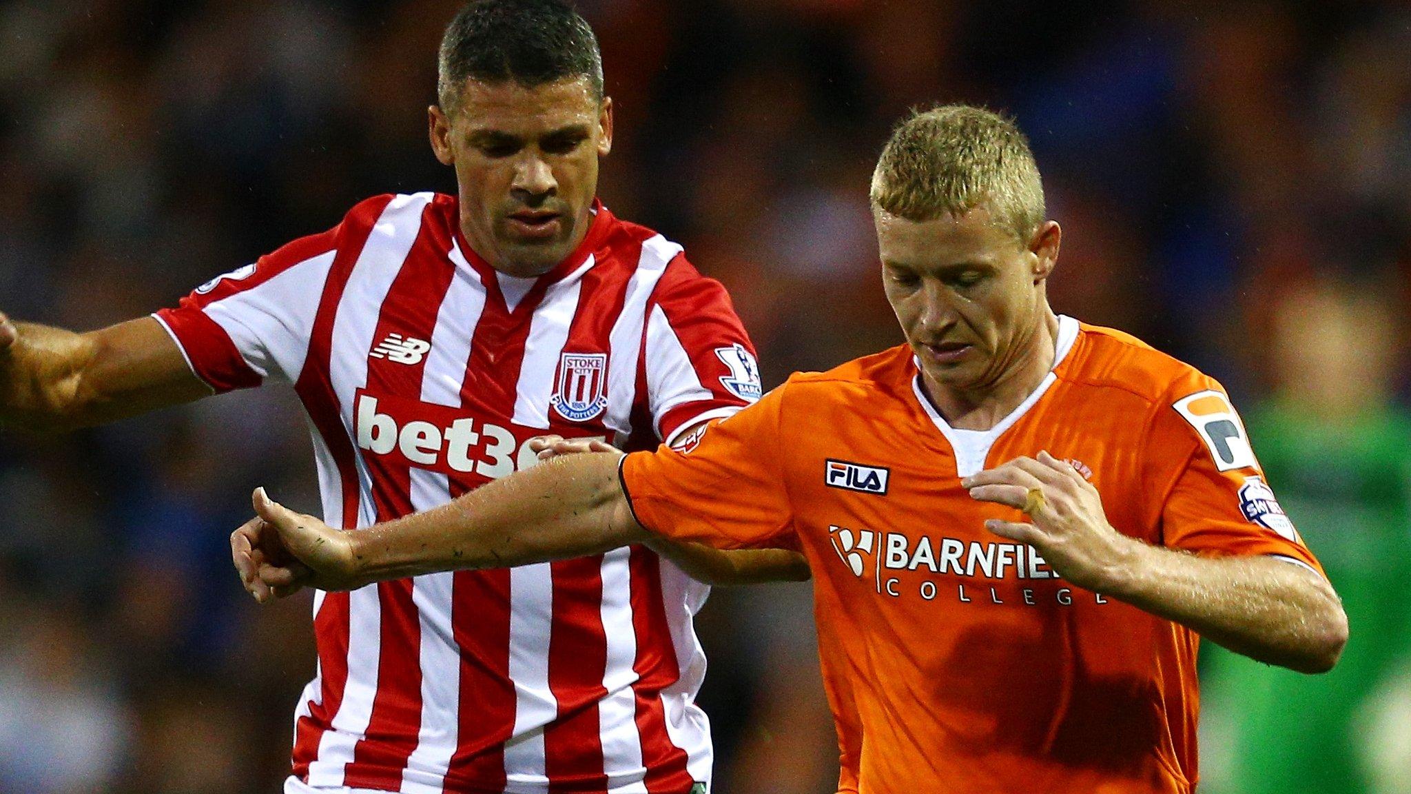 Scott Griffiths against Jon Walters