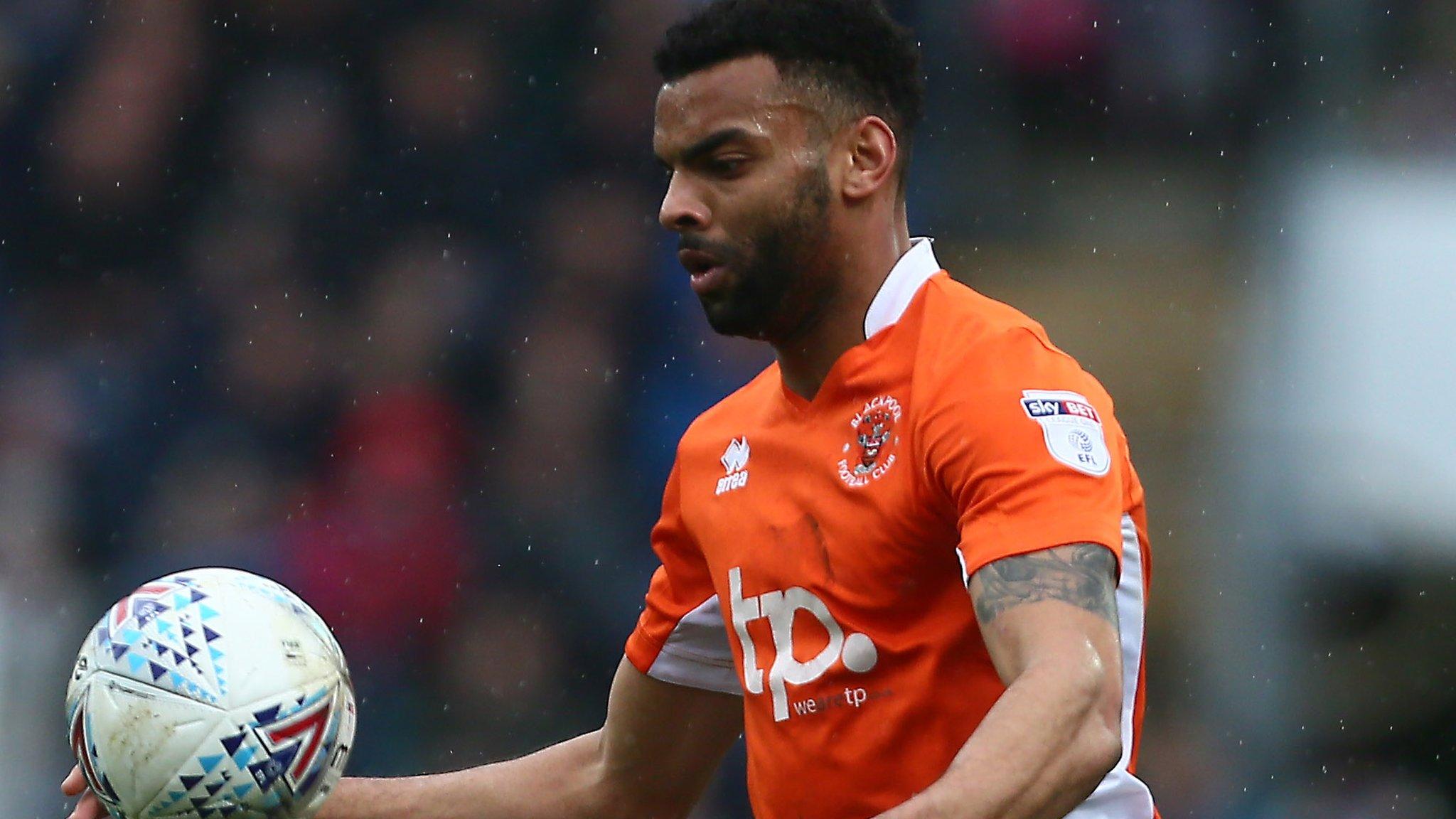 Blackpool defender Curtis Tilt