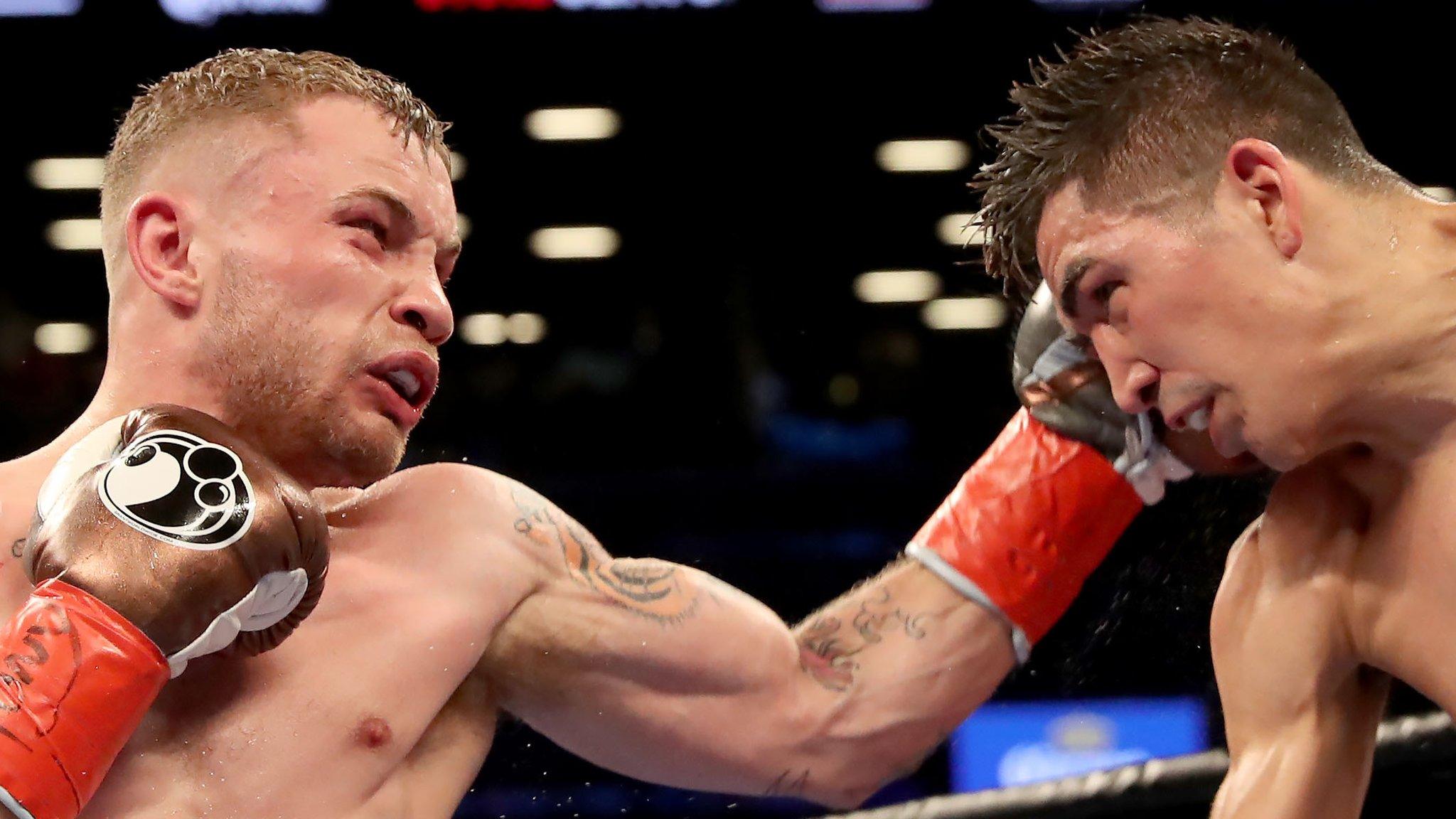 Carl Frampton (left) lands a punch on Leo Santa Cruz during his win over the Mexican in July 2016