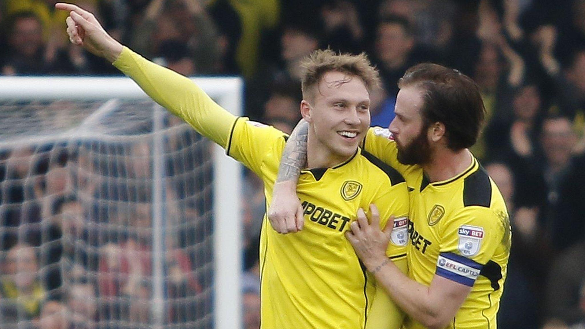 Burton's Cauley Woodrow celebrates his goal against Nottingham Forest