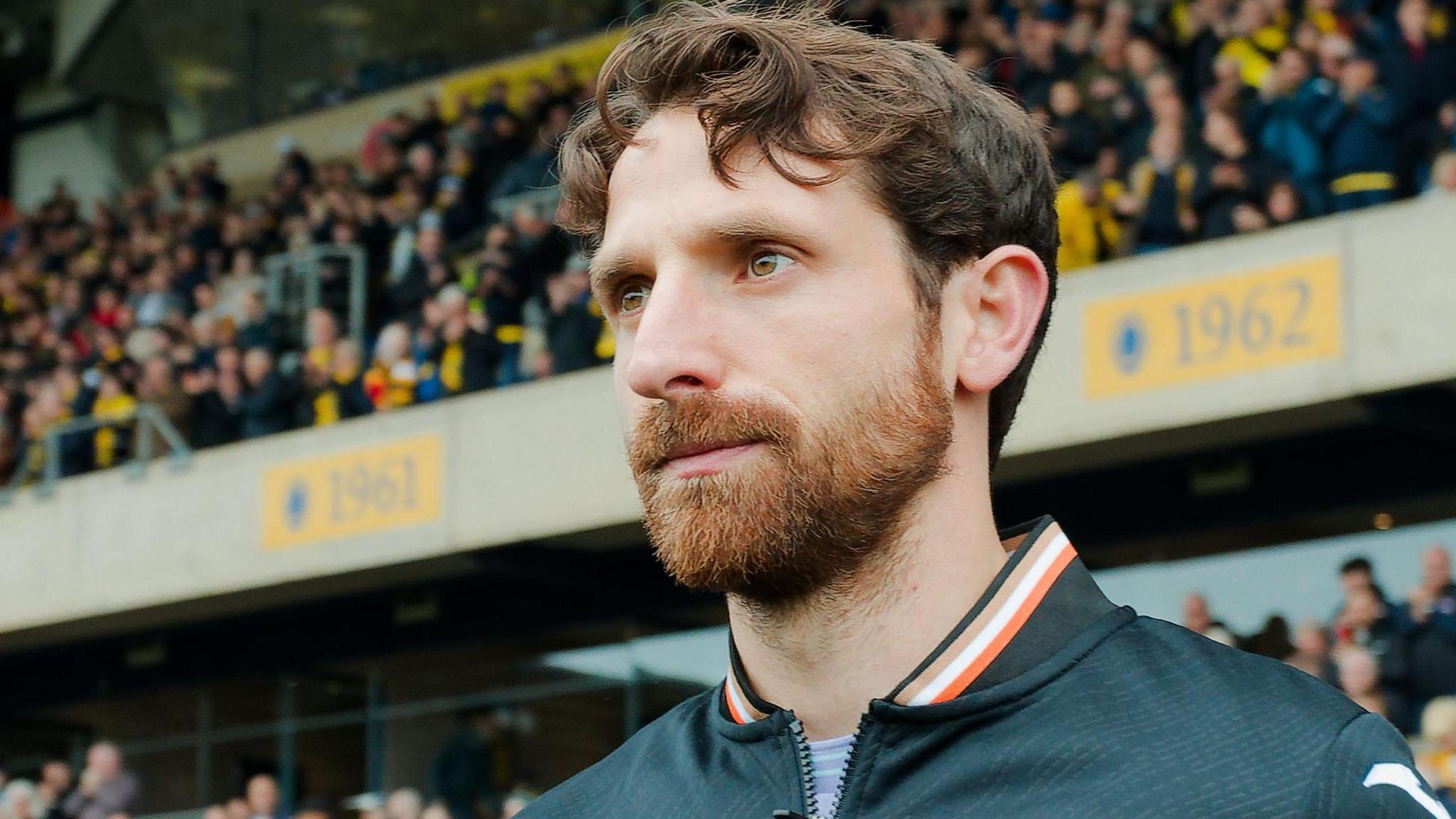 Joe Allen prepares to play for Swansea
