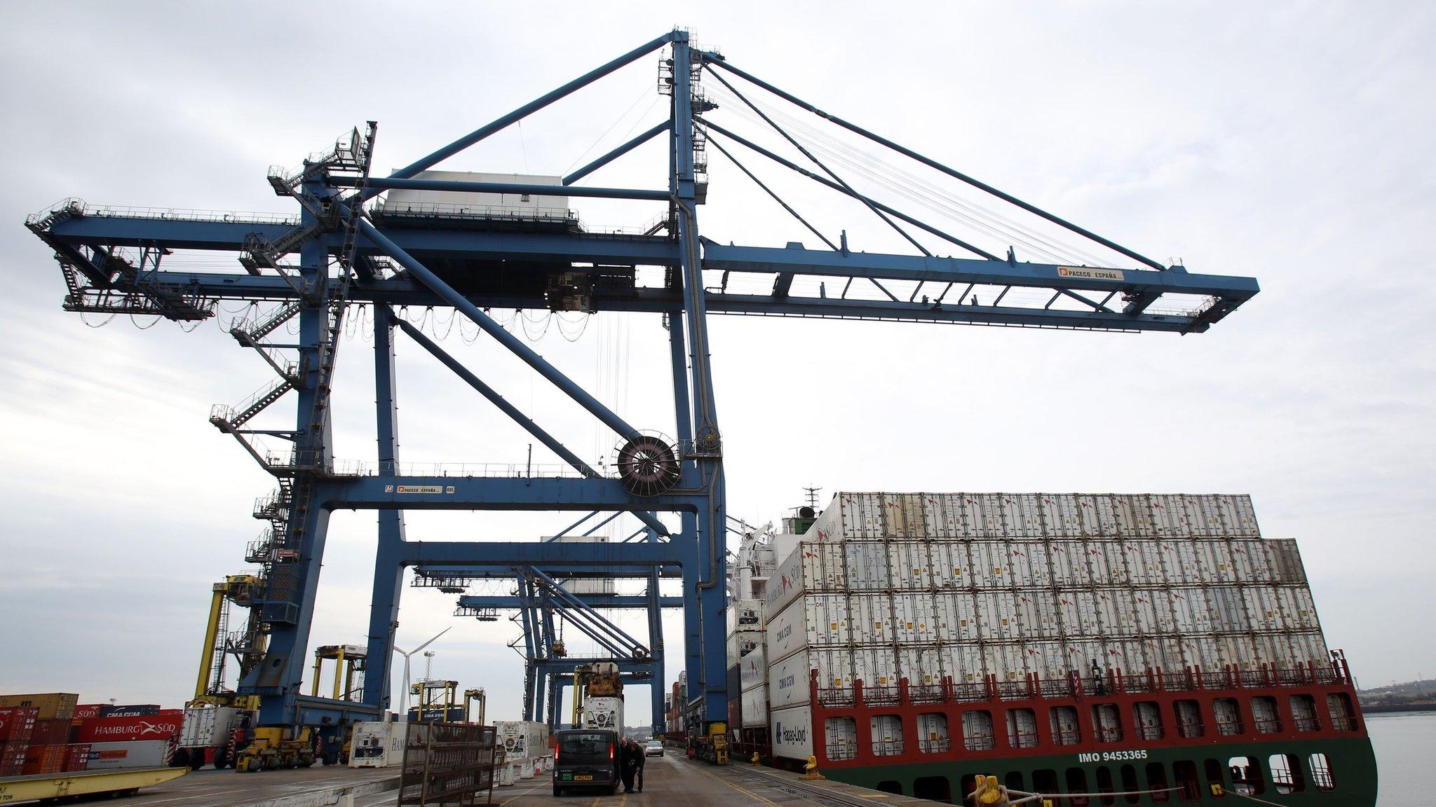 Crane and container ship at Tilbury Docks