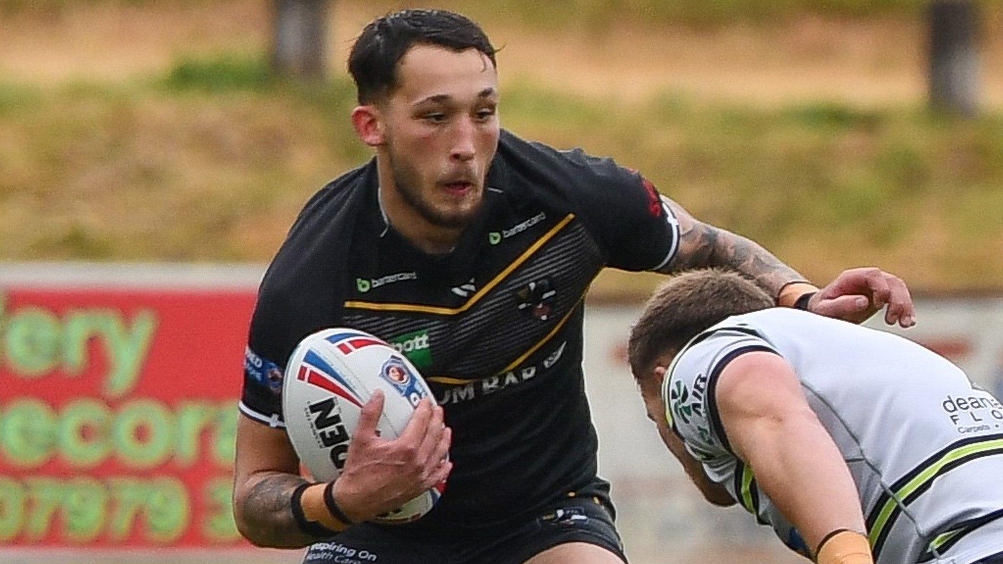 Coby Nichol in action for Cornwall