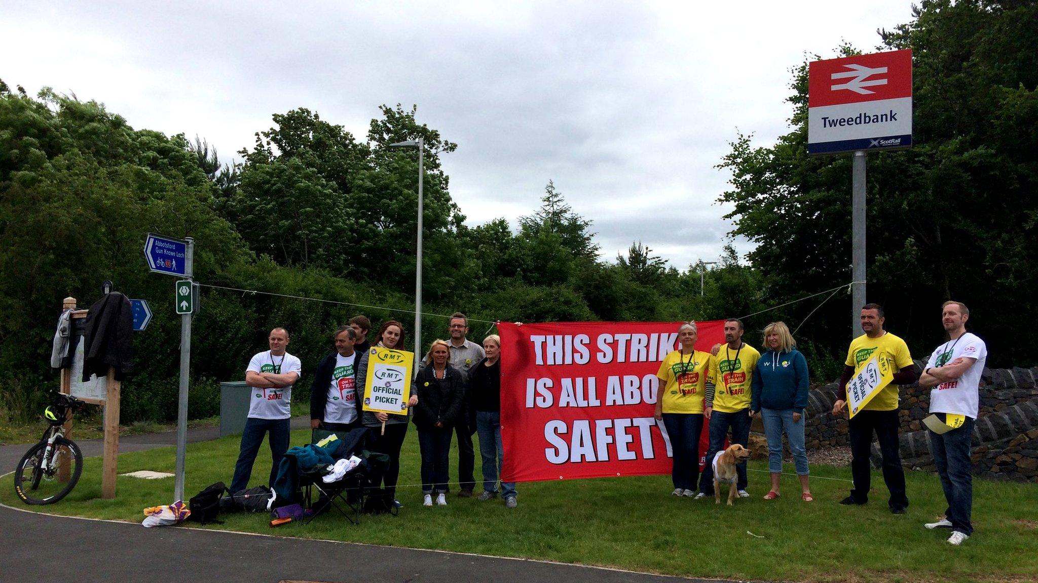 Tweedbank picket