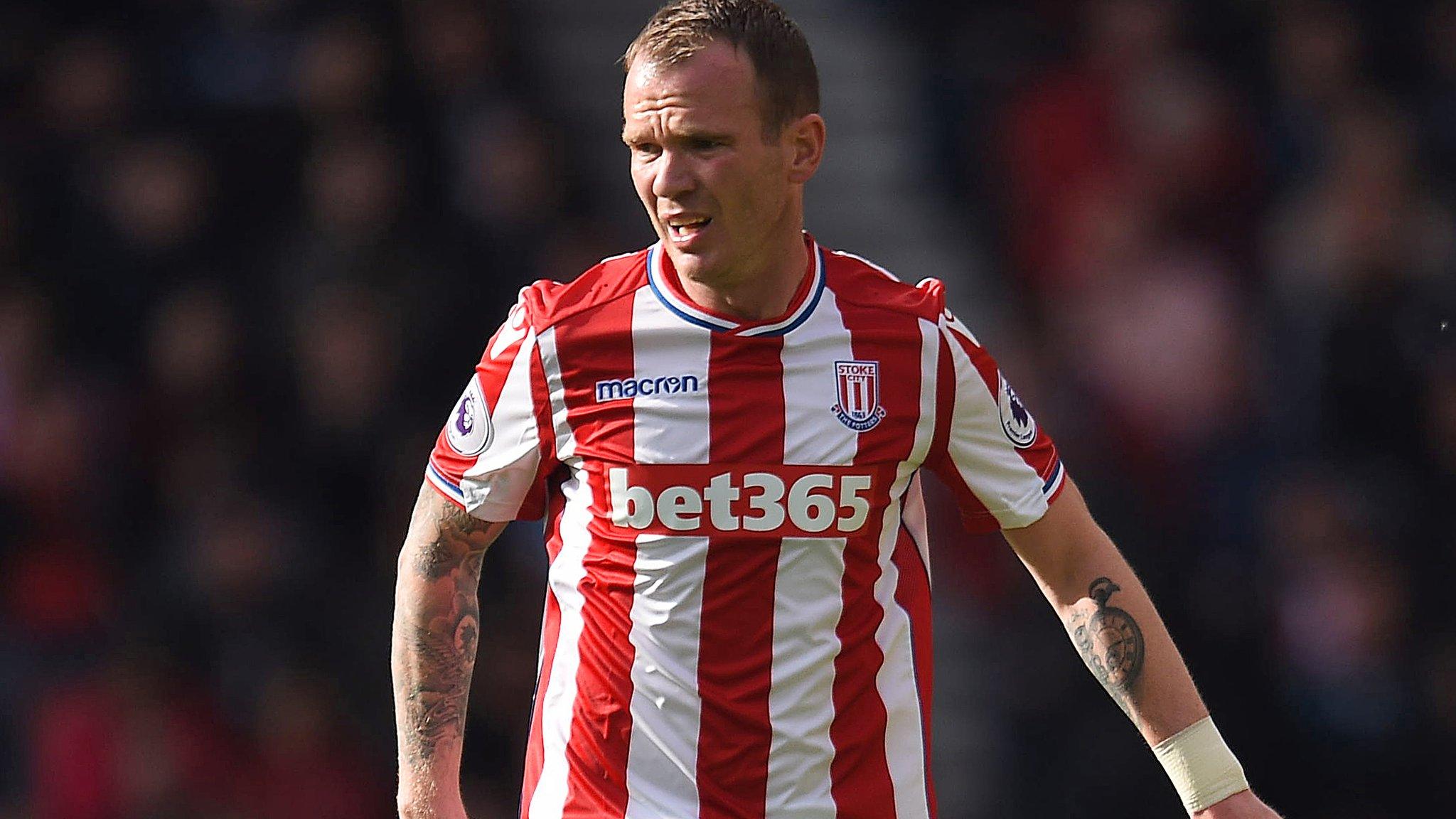 Stoke City and Republic of Ireland midfielder Glenn Whelan