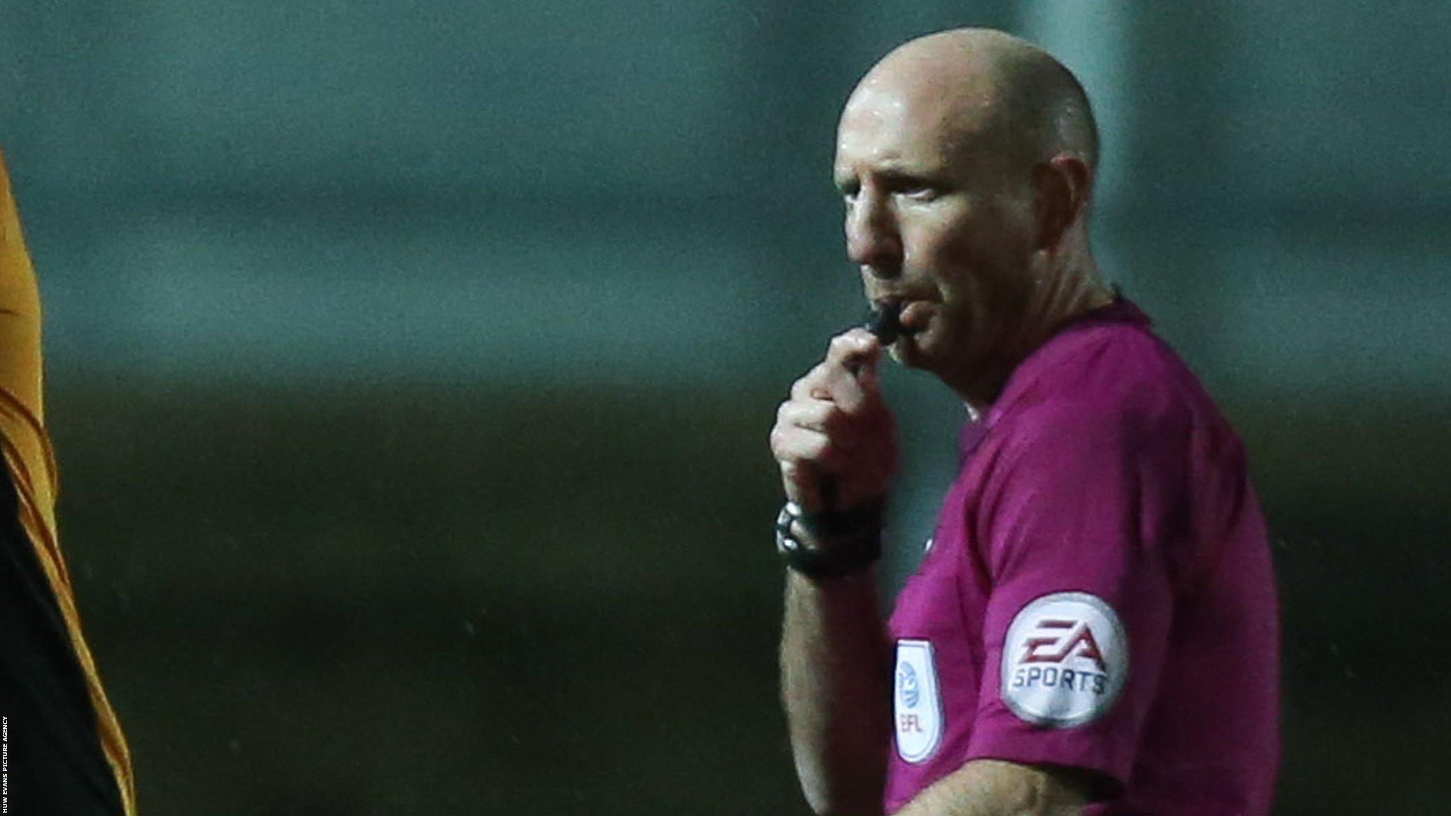 Referee Andy Davies