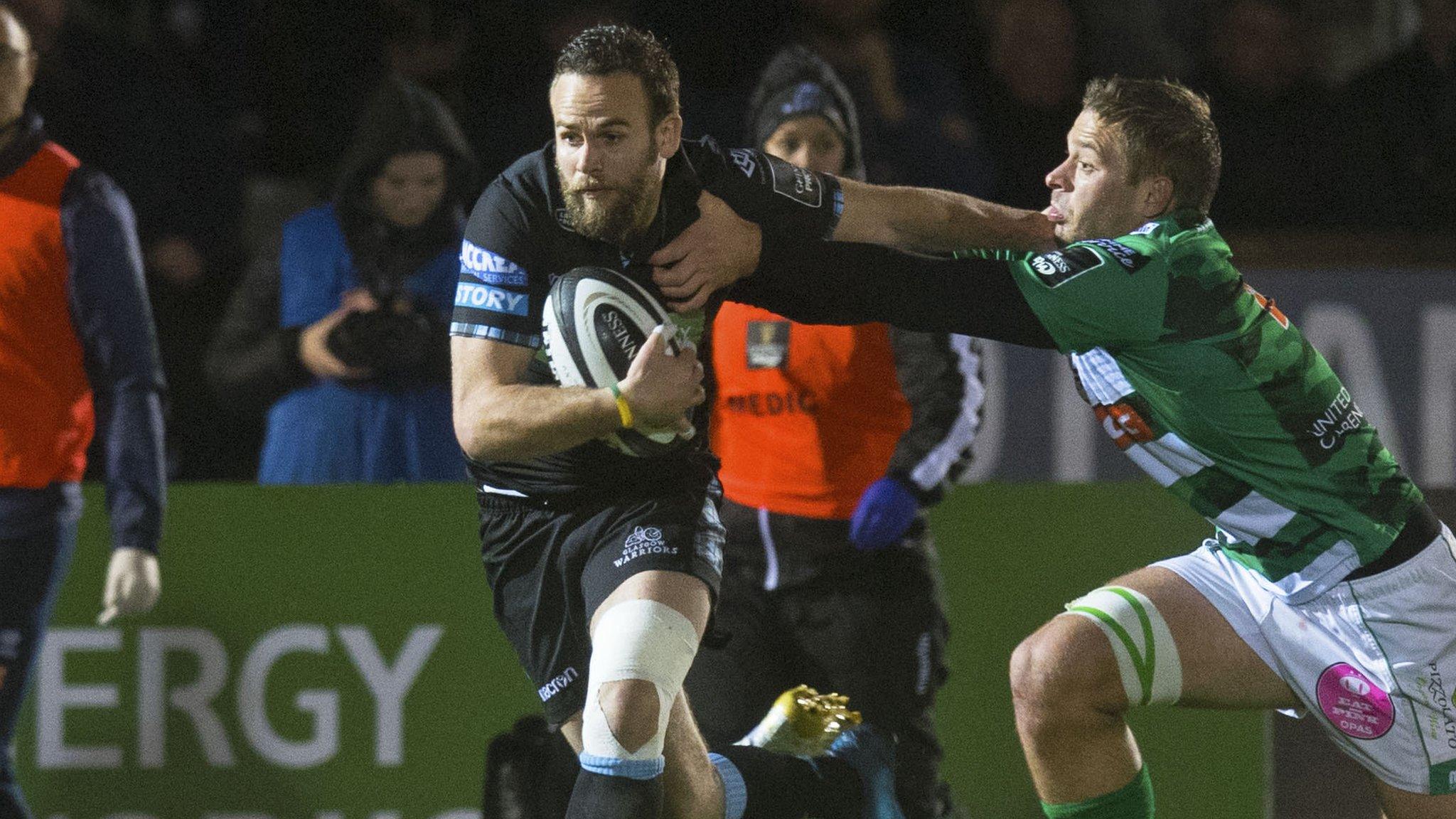 Ruaridh Jackson goes on a charge for Glasgow Warriors