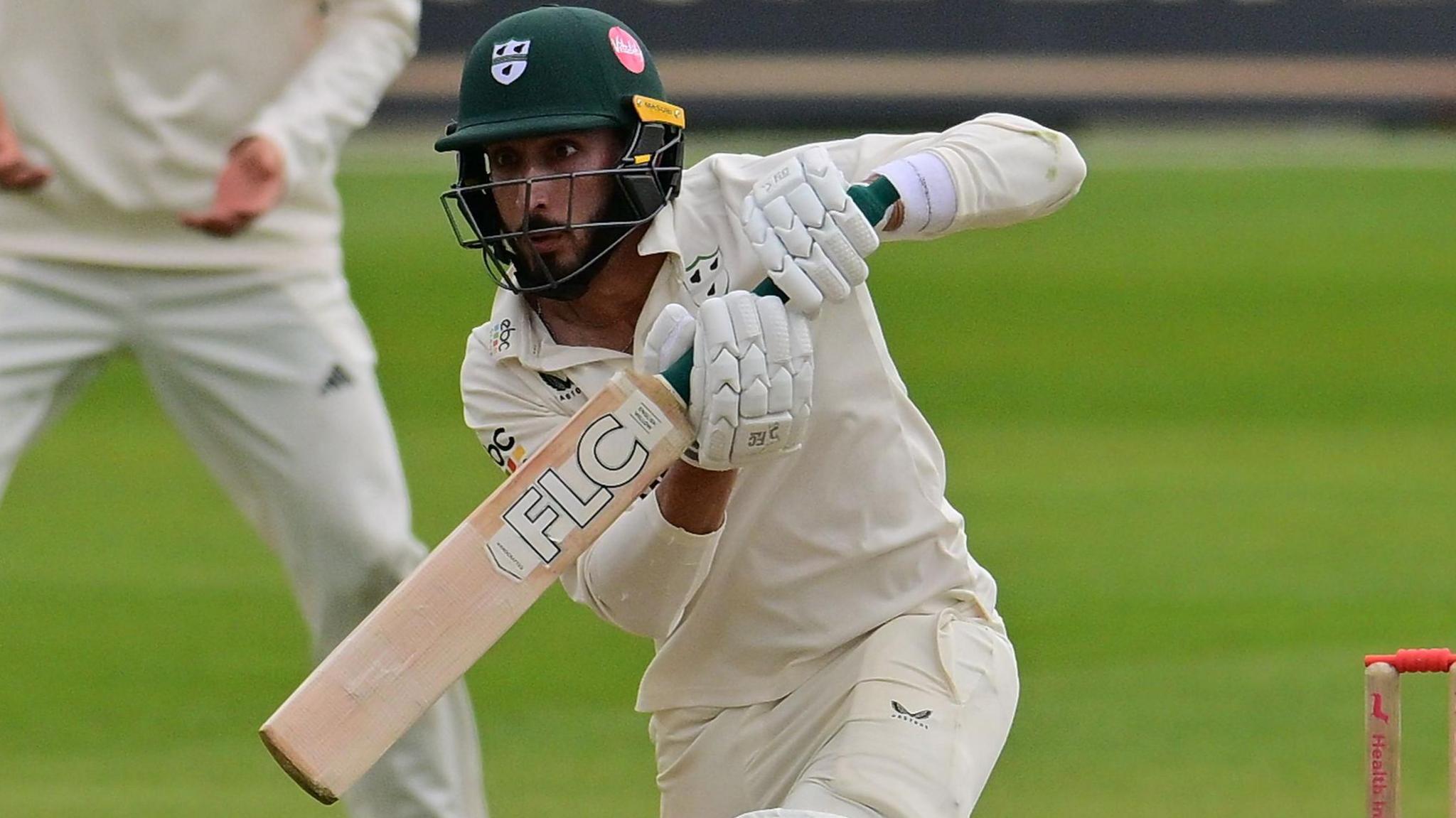 Kashif Ali looks for offside runs at New Road