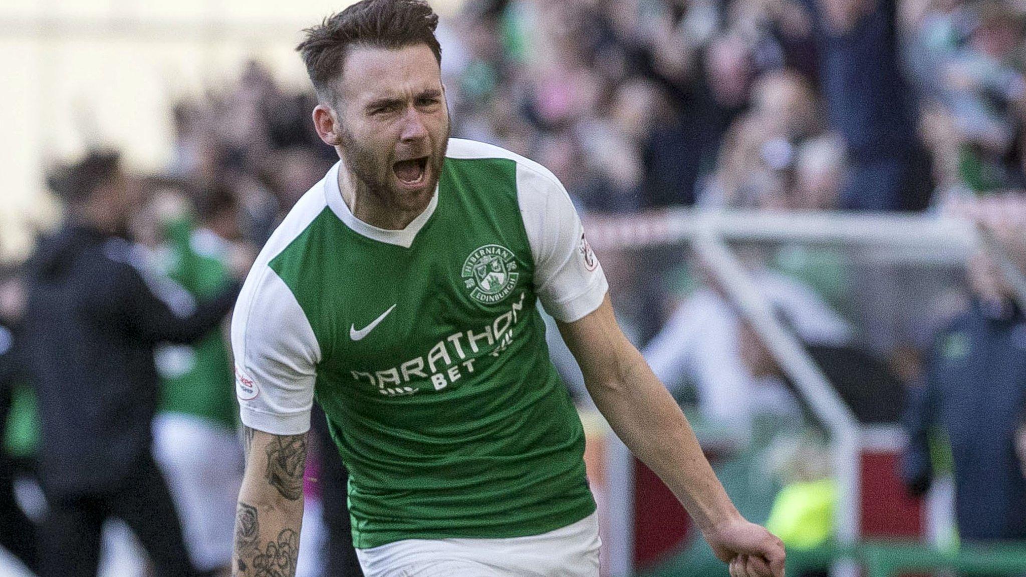 Hibernian striker James Keatings