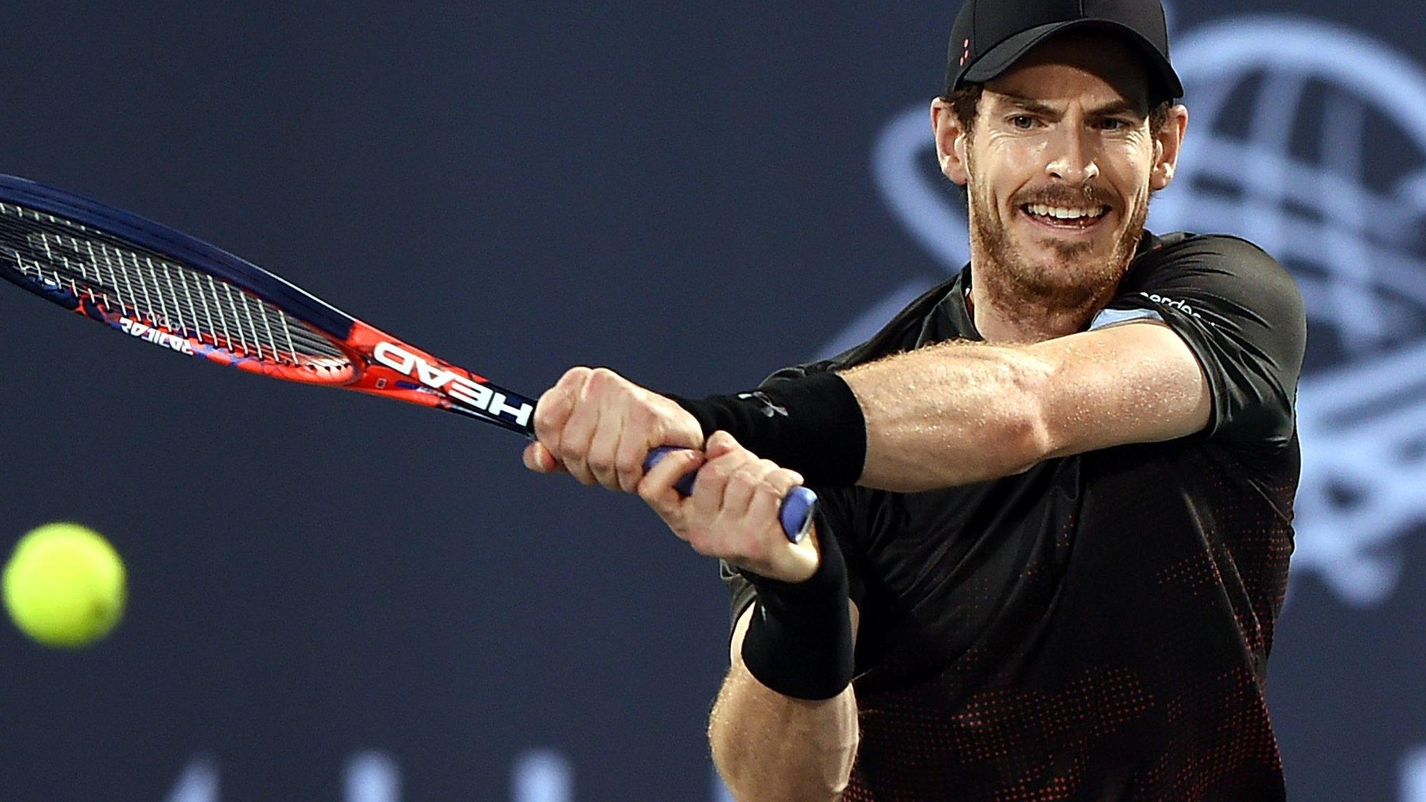 Andy Murray practising at the Brisbane International