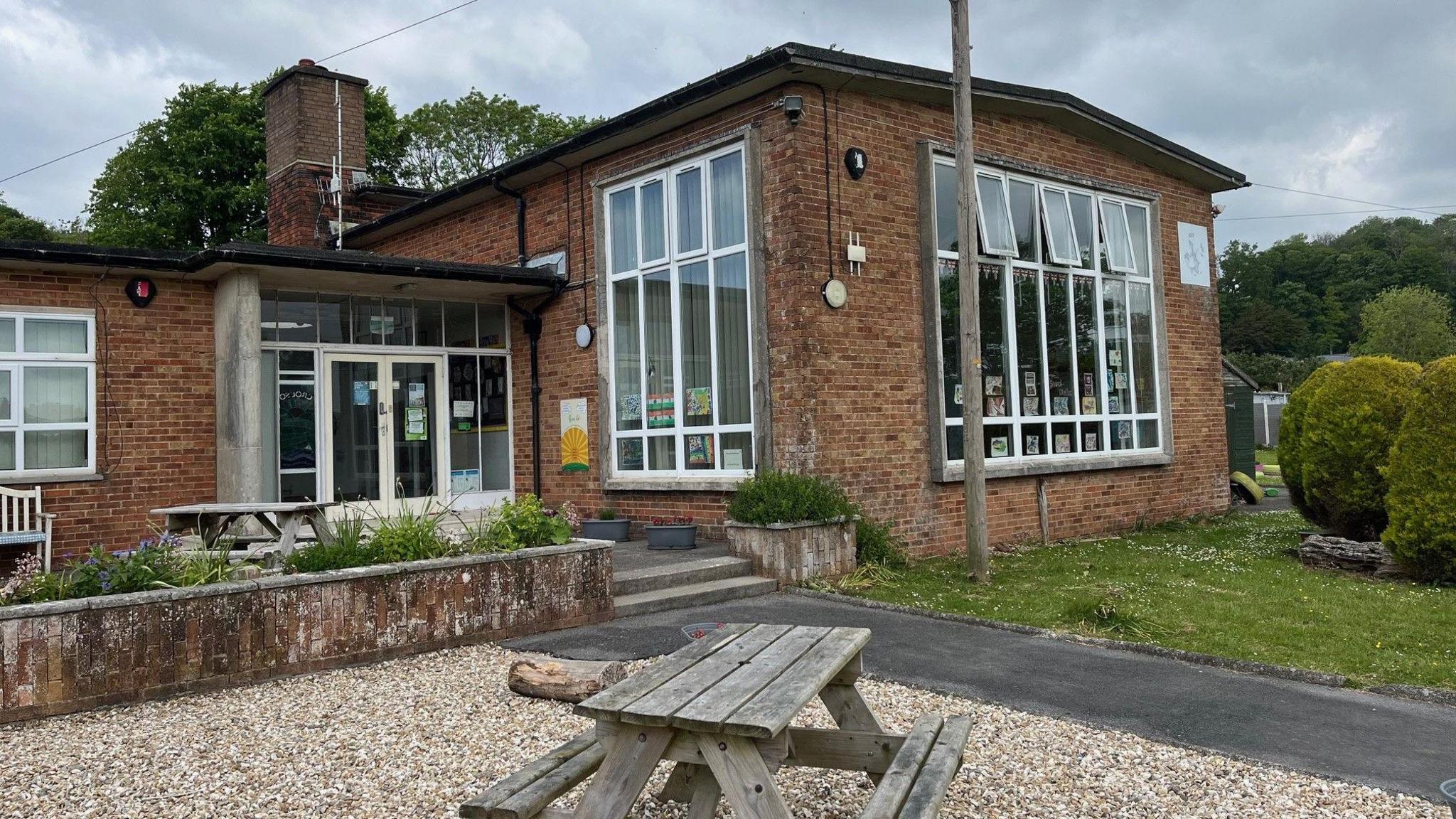Ysgol Llansteffan