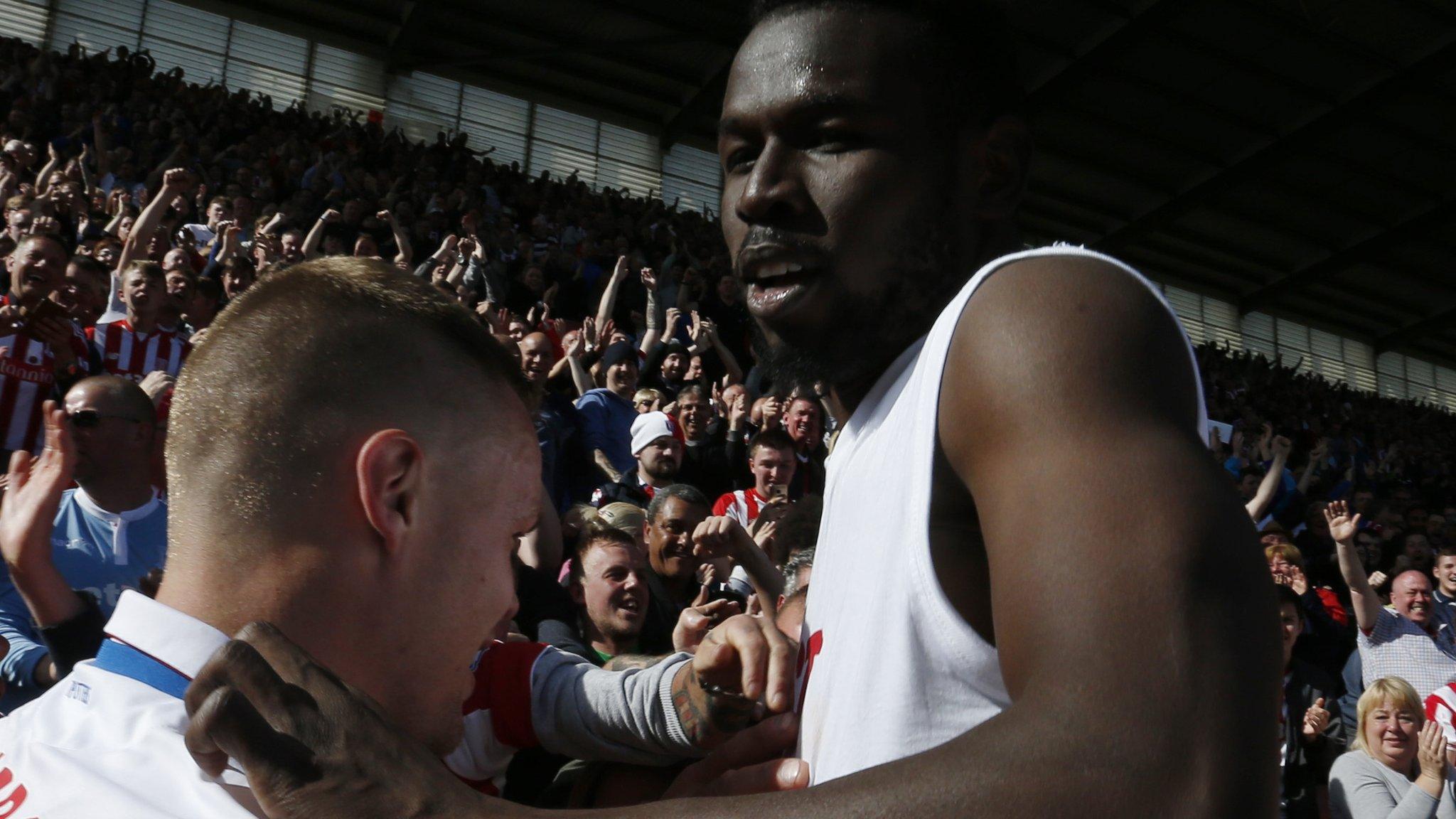 Mame Biram Diouf celebrates