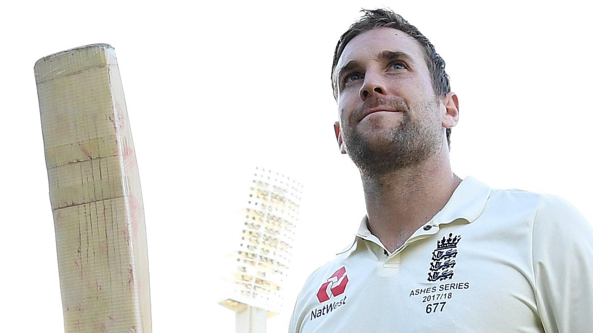 Dawid Malan raises his bat