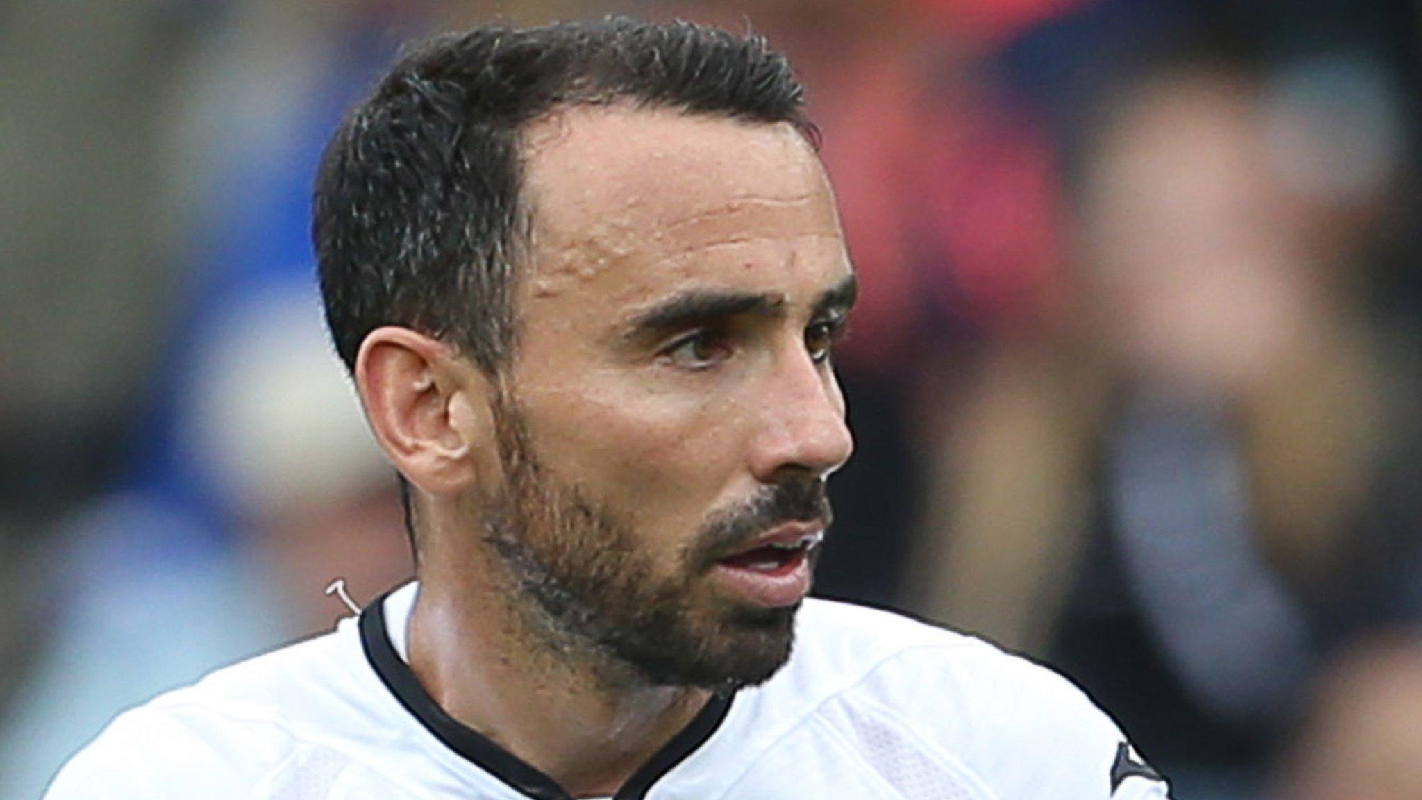 Leon Britton