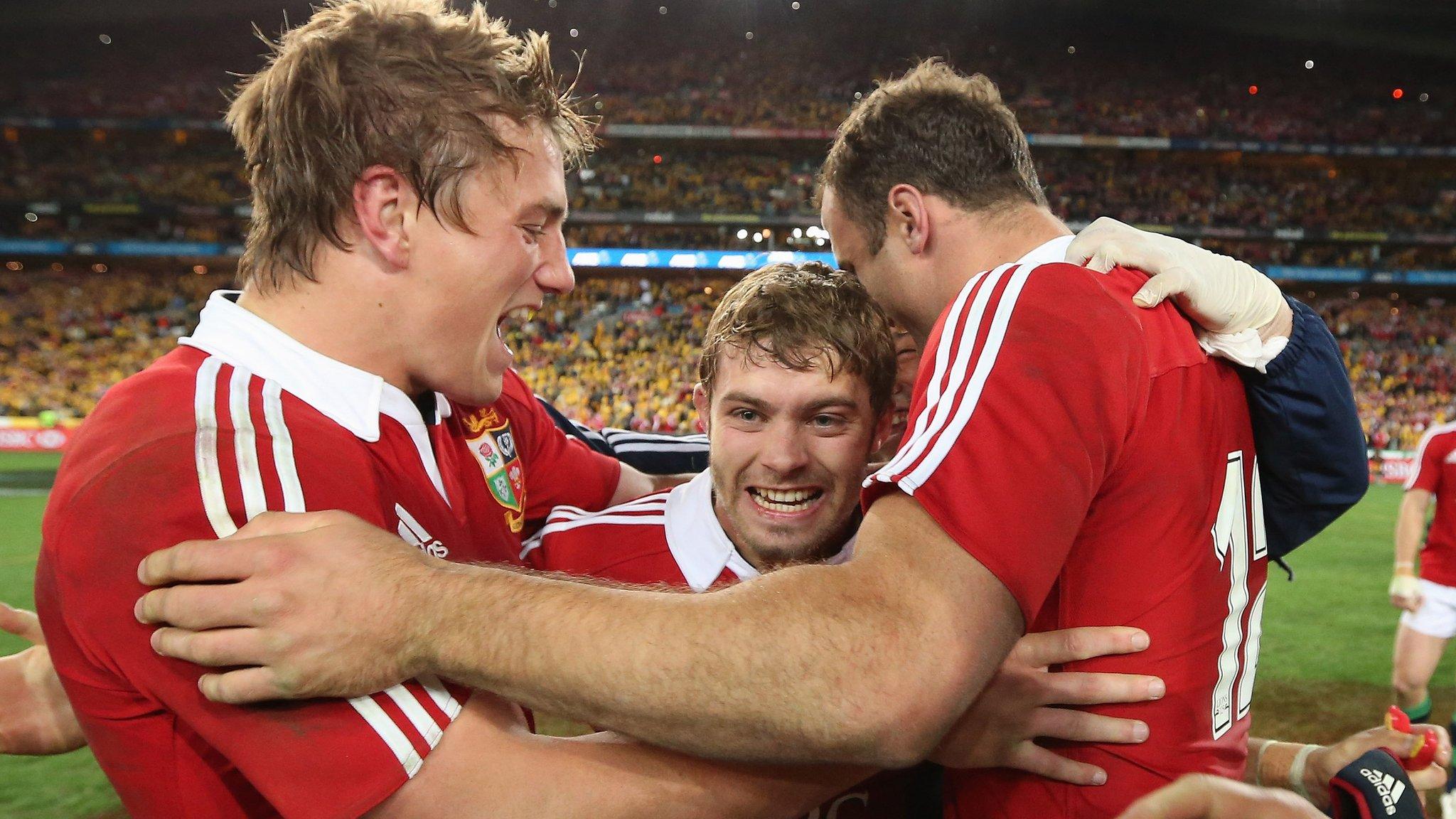 Jonathan Davies, Leigh Halfpenny and Jamie Roberts celebrate a Lions win in 2013