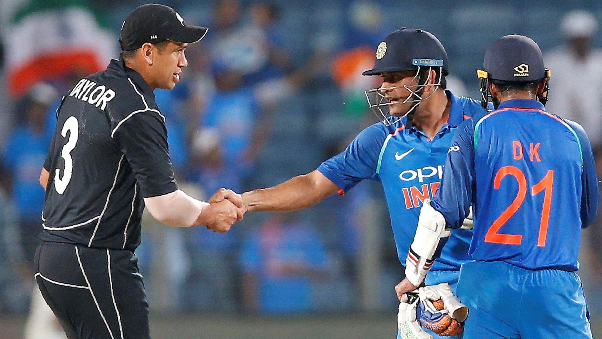 New Zealand's Ross Taylor and India's MS Dhoni