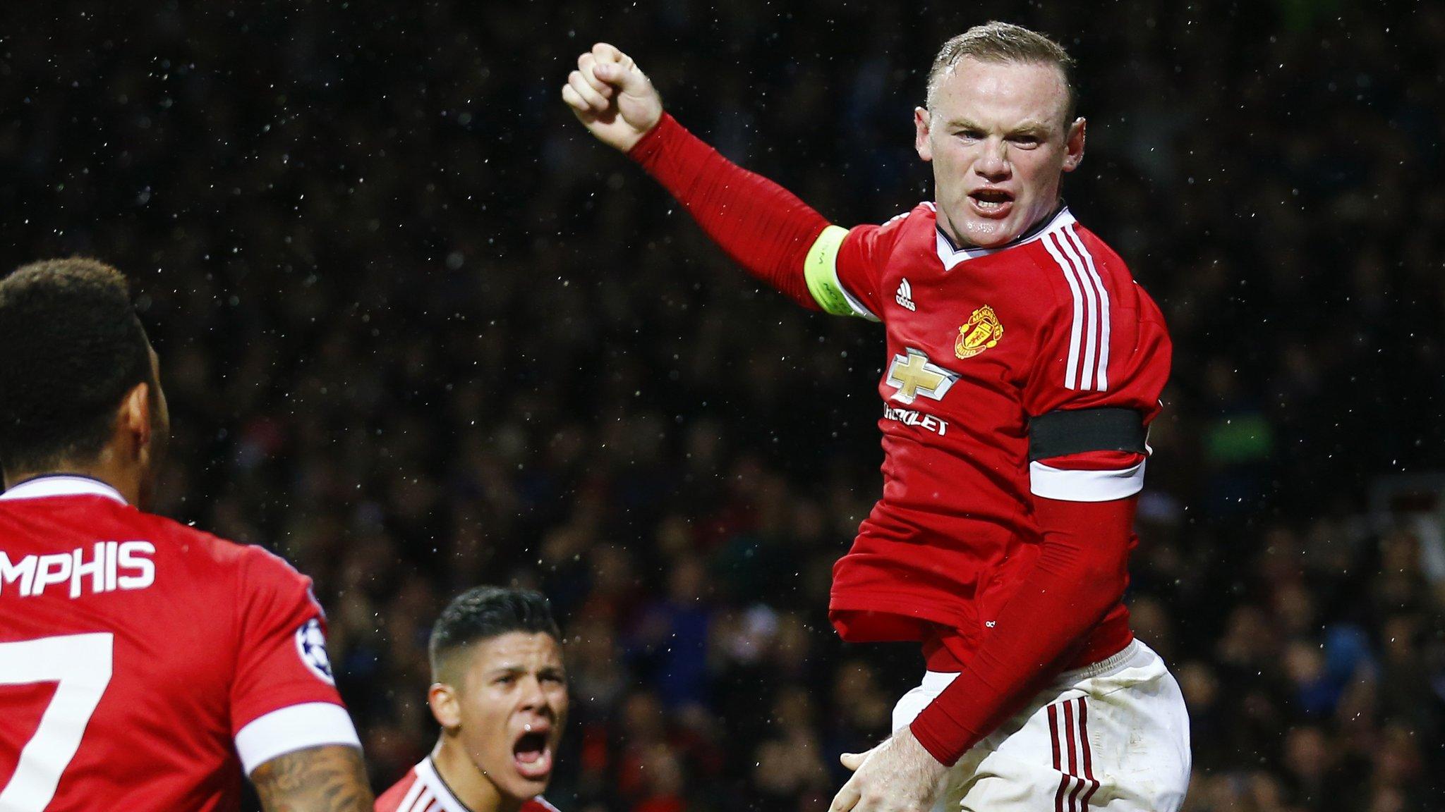 Wayne Rooney celebrates