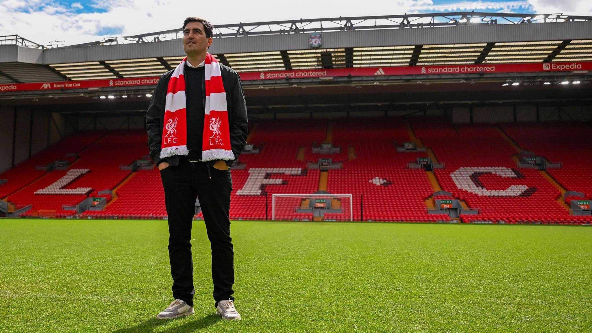 Liverpool manager Andoni Iraola at Anfield