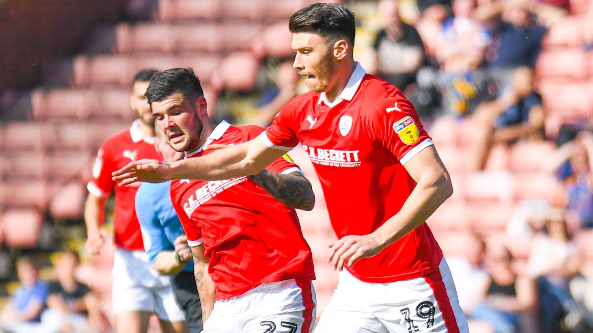 Alex Mowatt (left) & Kieffer Moore