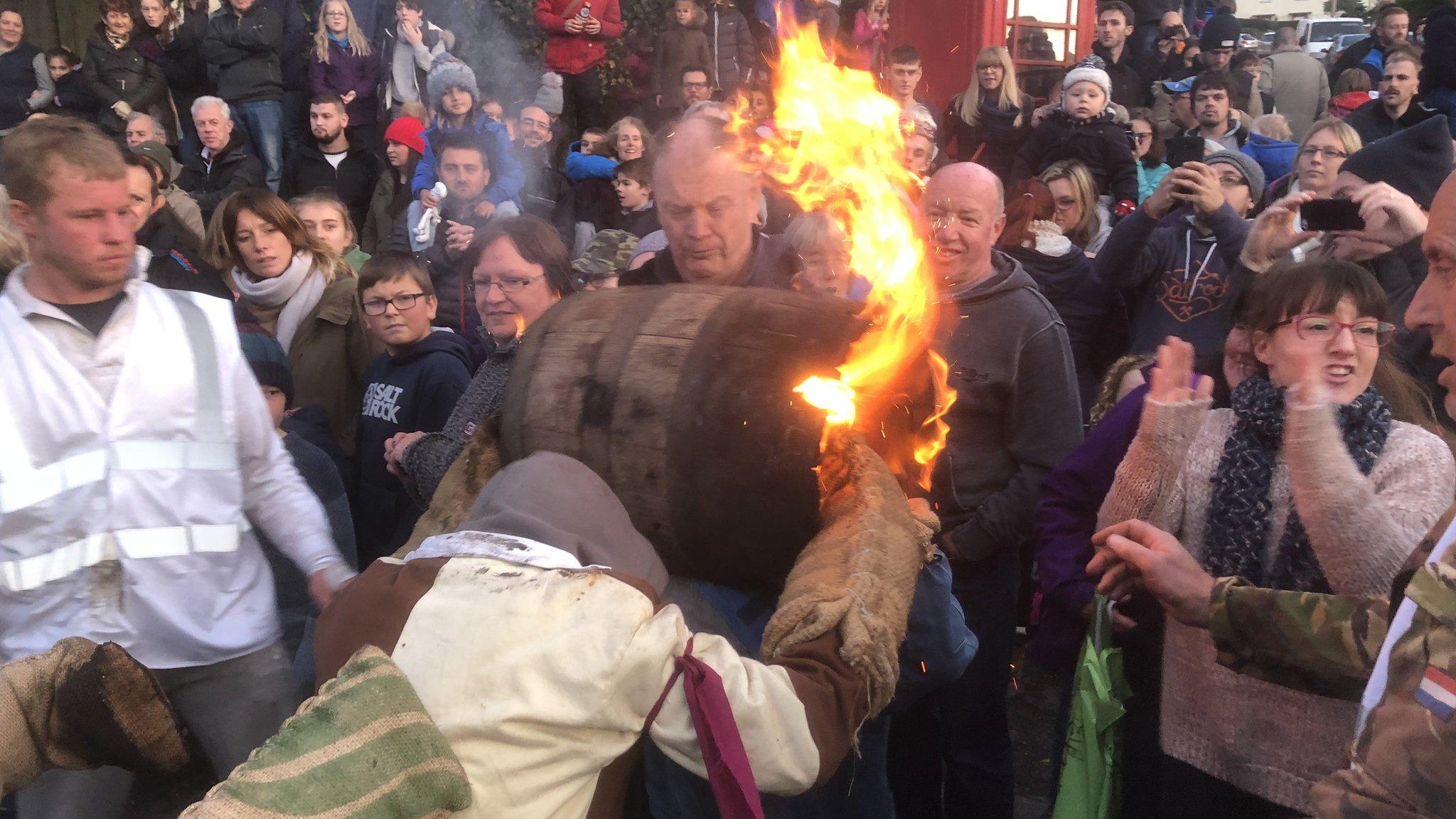 Ottery tar barrels children's roll, 2017