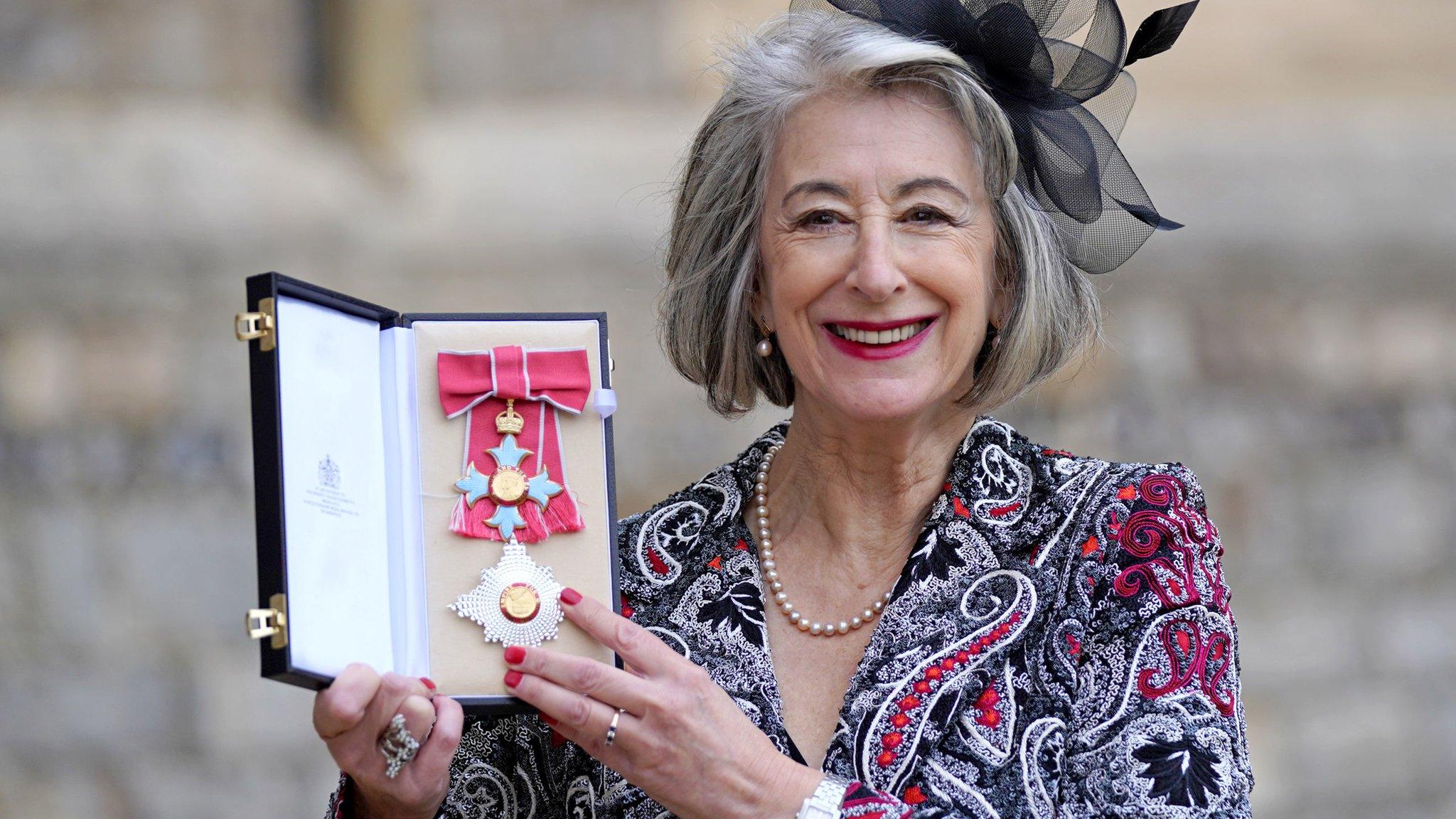 Maureen Lipman