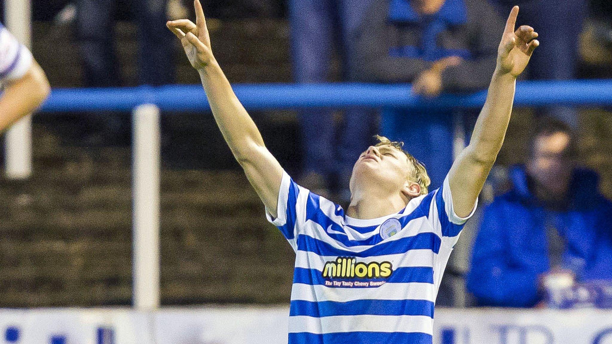 Alex Samuel celebrates scoring the winner for Morton against Motherwell