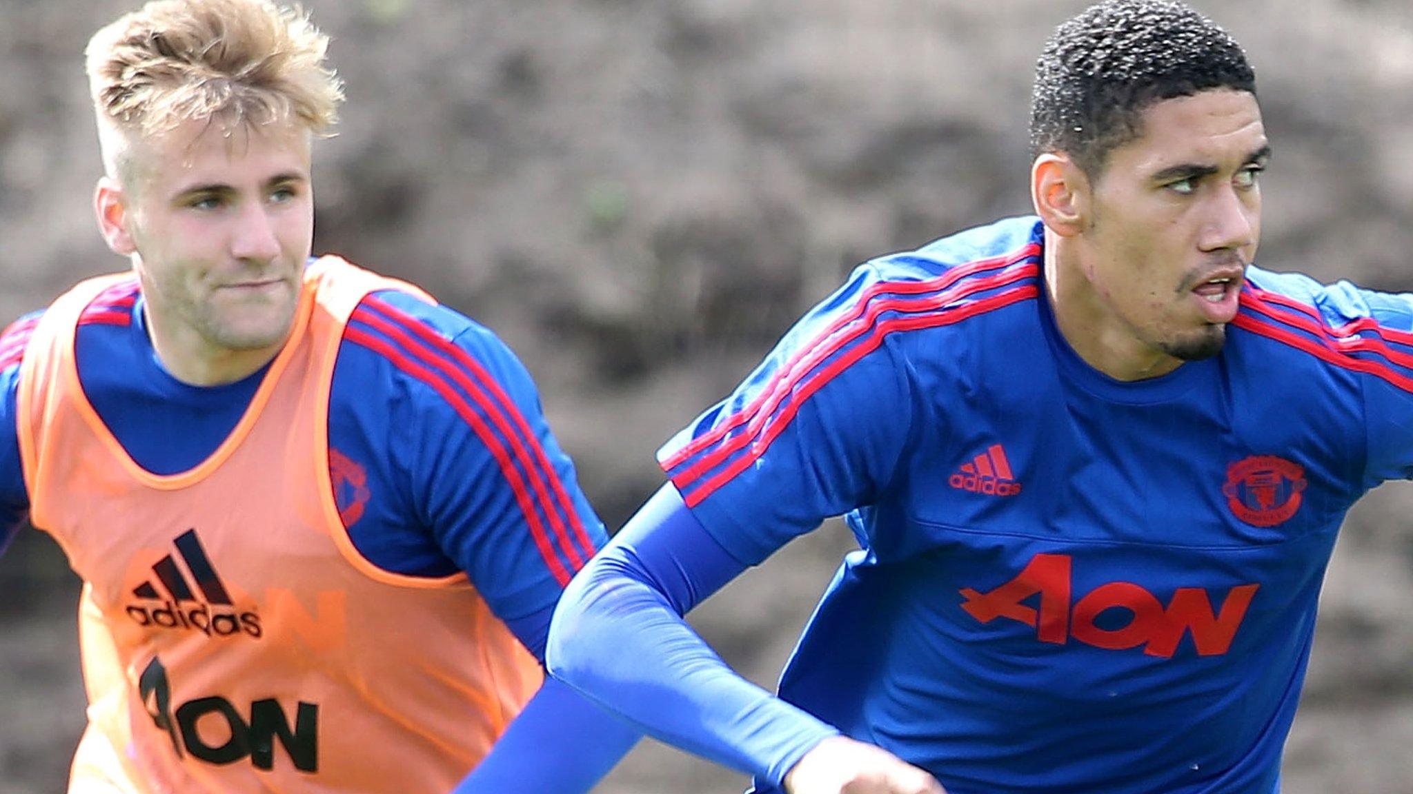 Luke SHaw & Chris Smalling