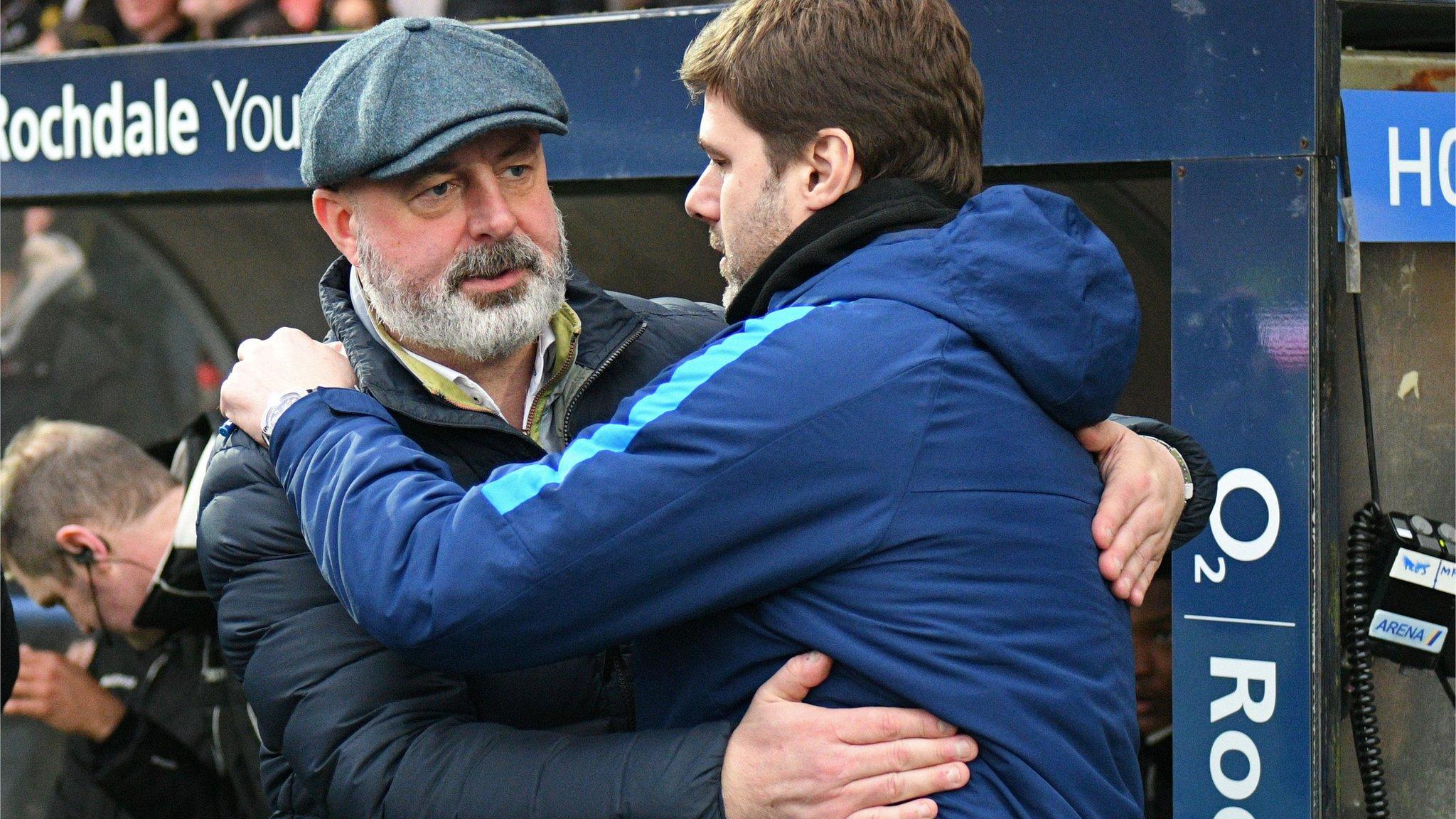 Keith Hill and Mauricio Pochettino embrace