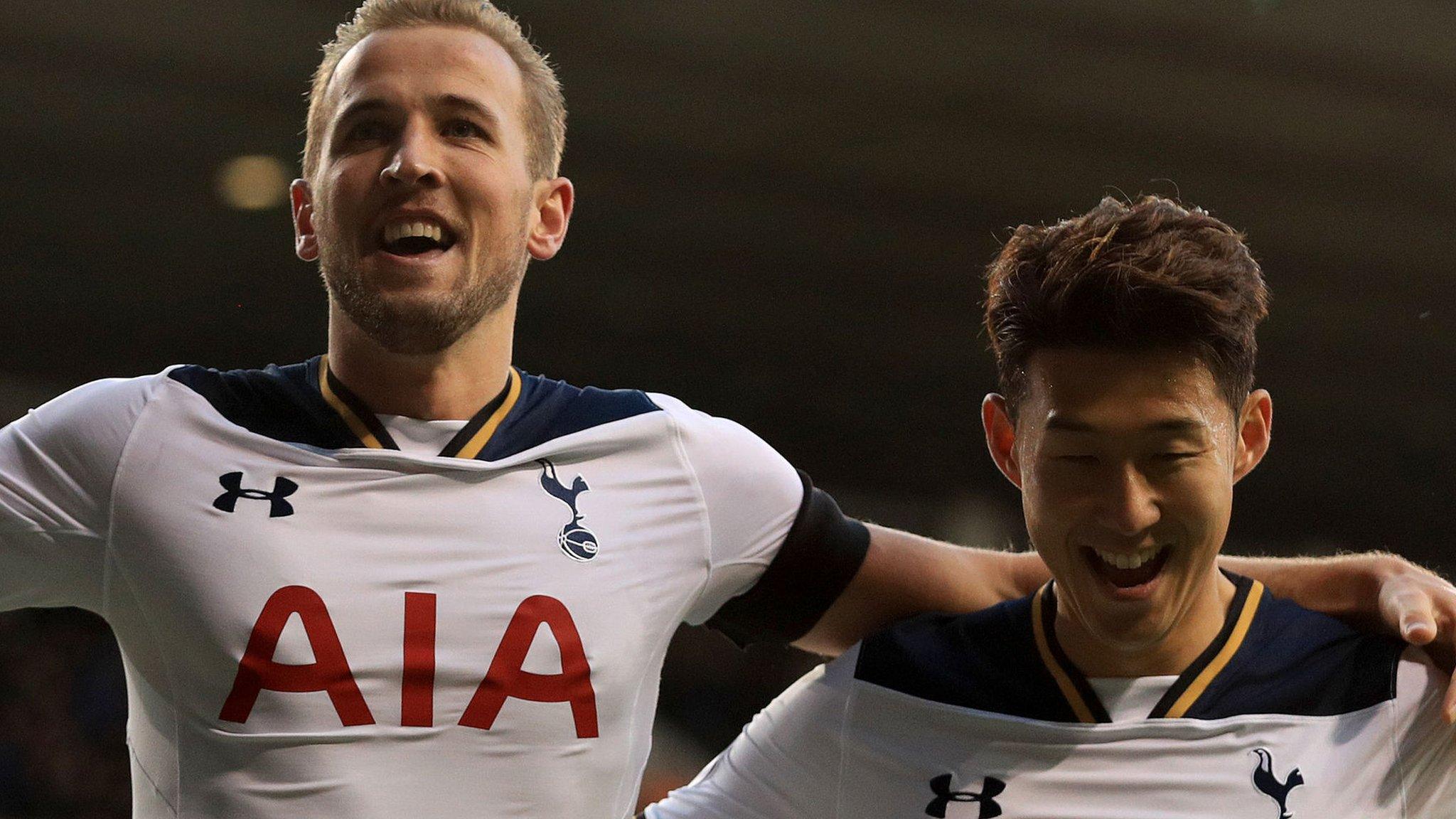 Kane and Son celebrate