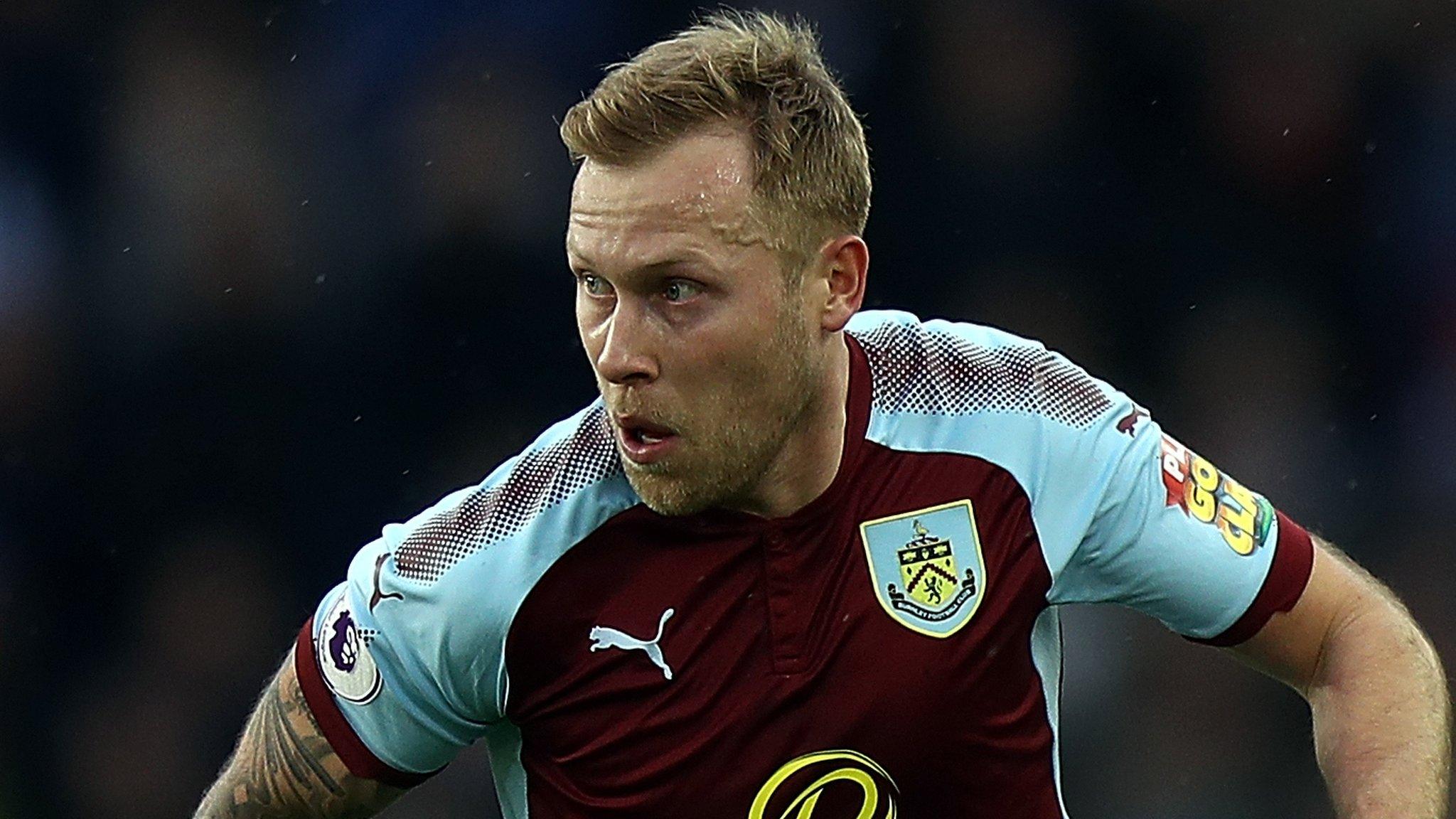 Burnley midfielder Scott Arfield