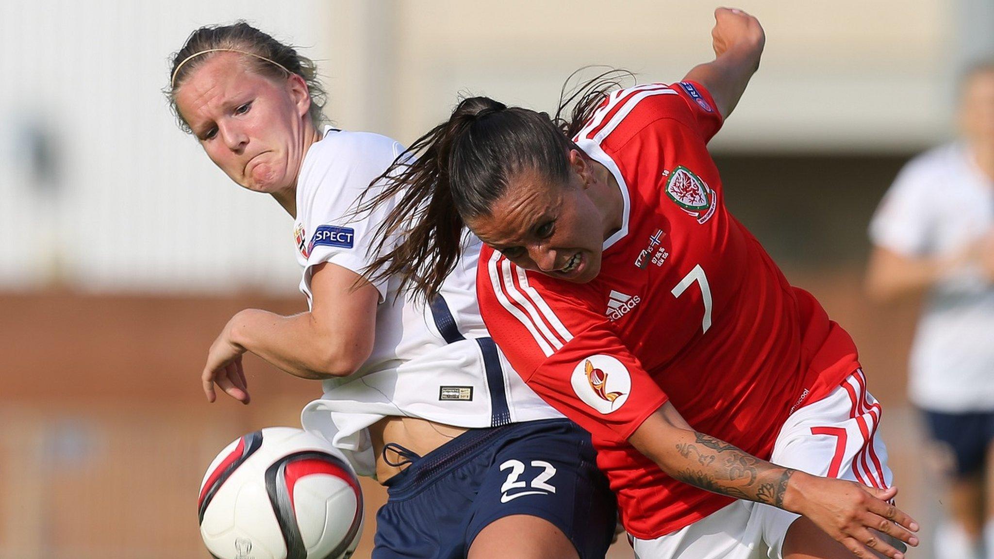 Wales' Natasha Harding battles with Marit Sandvei of Norway