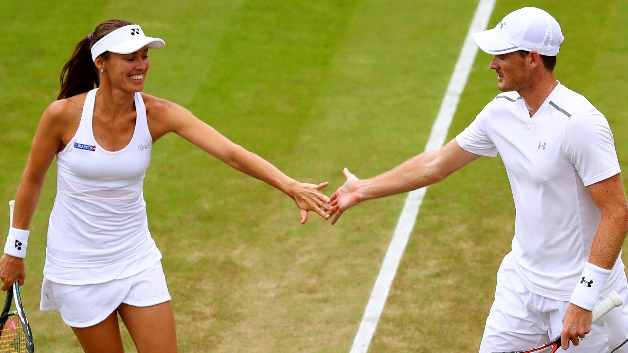 Jamie Murray and Martina Hingis win at Wimbledon