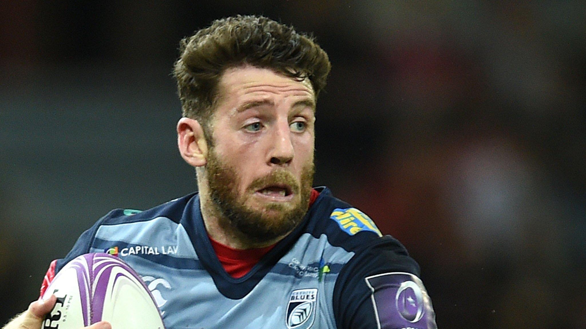 Alex Cuthbert on the attack for Cardiff Blues