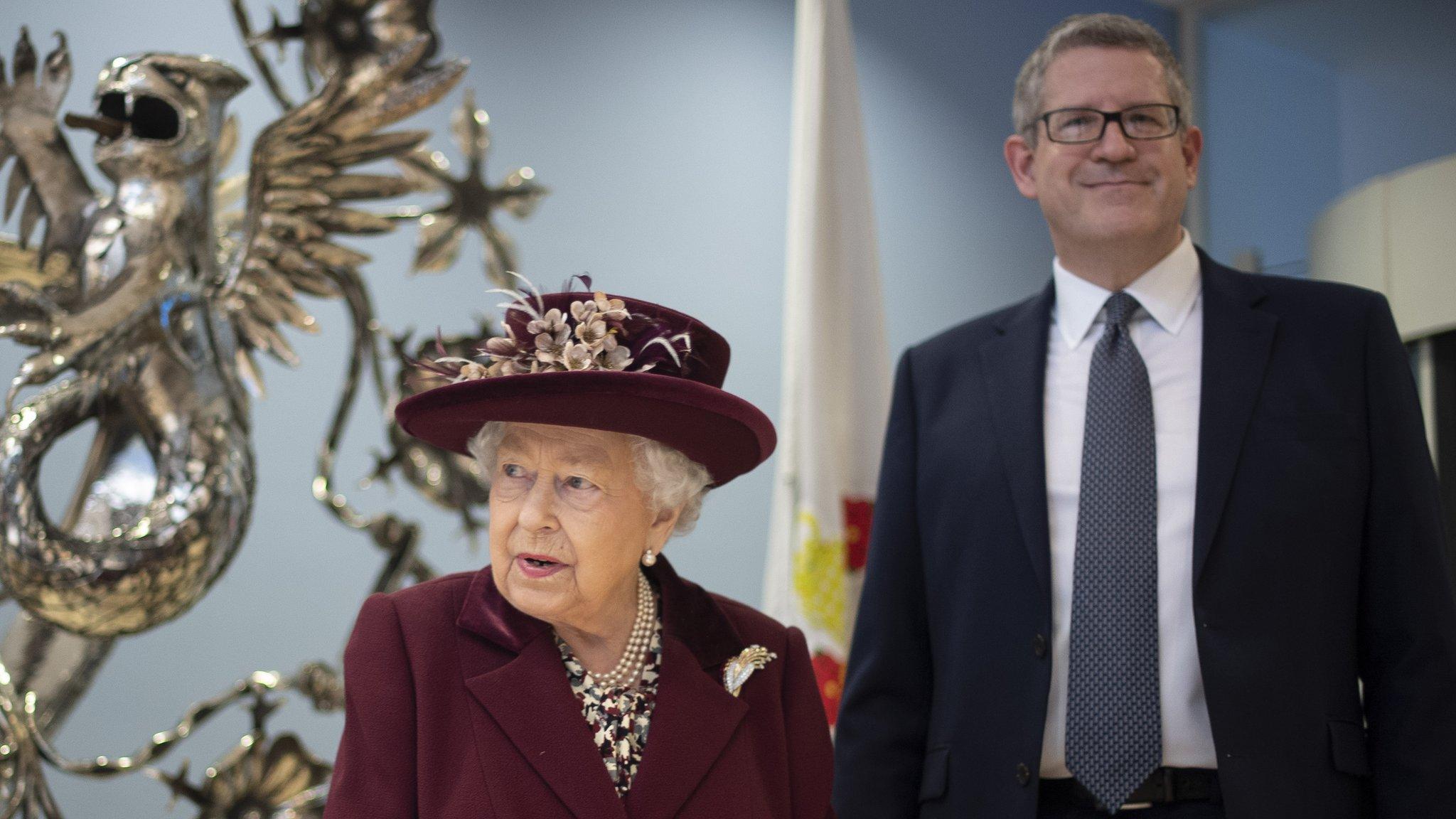 Queen Elizabeth II with Andrew Parker during a visit to MI5