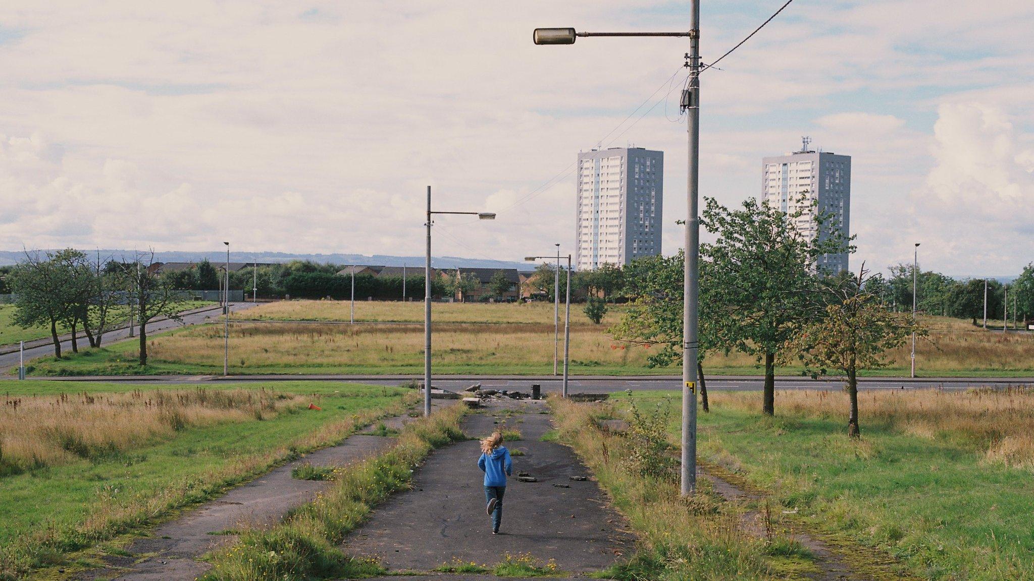 girl running