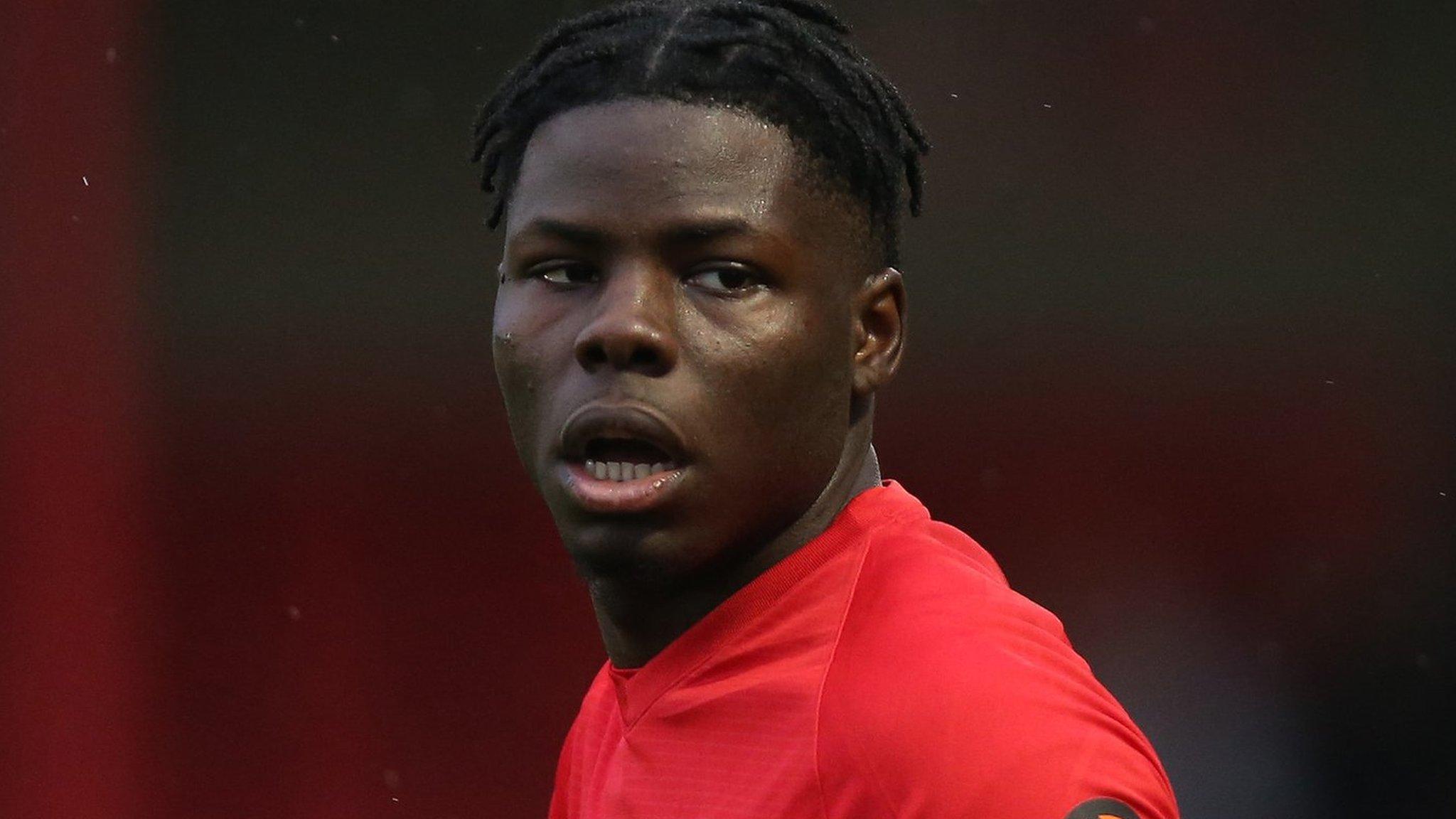 Dagenham & Redbridge defender Yoan Zouma