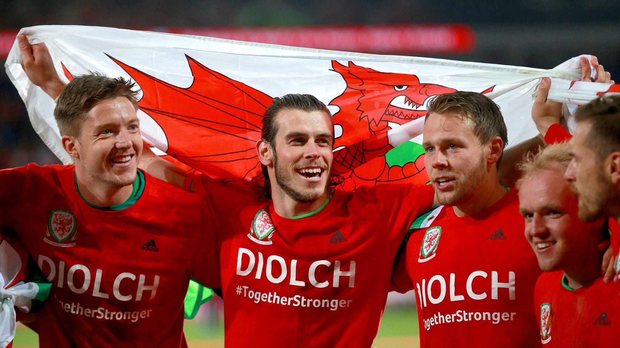 Chris Gunter and Gareth Bale celebrate