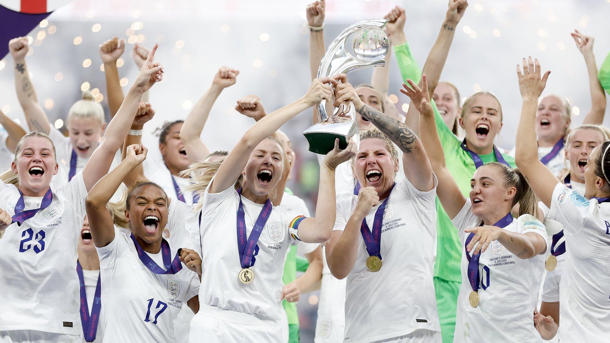 The Lionesses celebrate winning Euro 2022