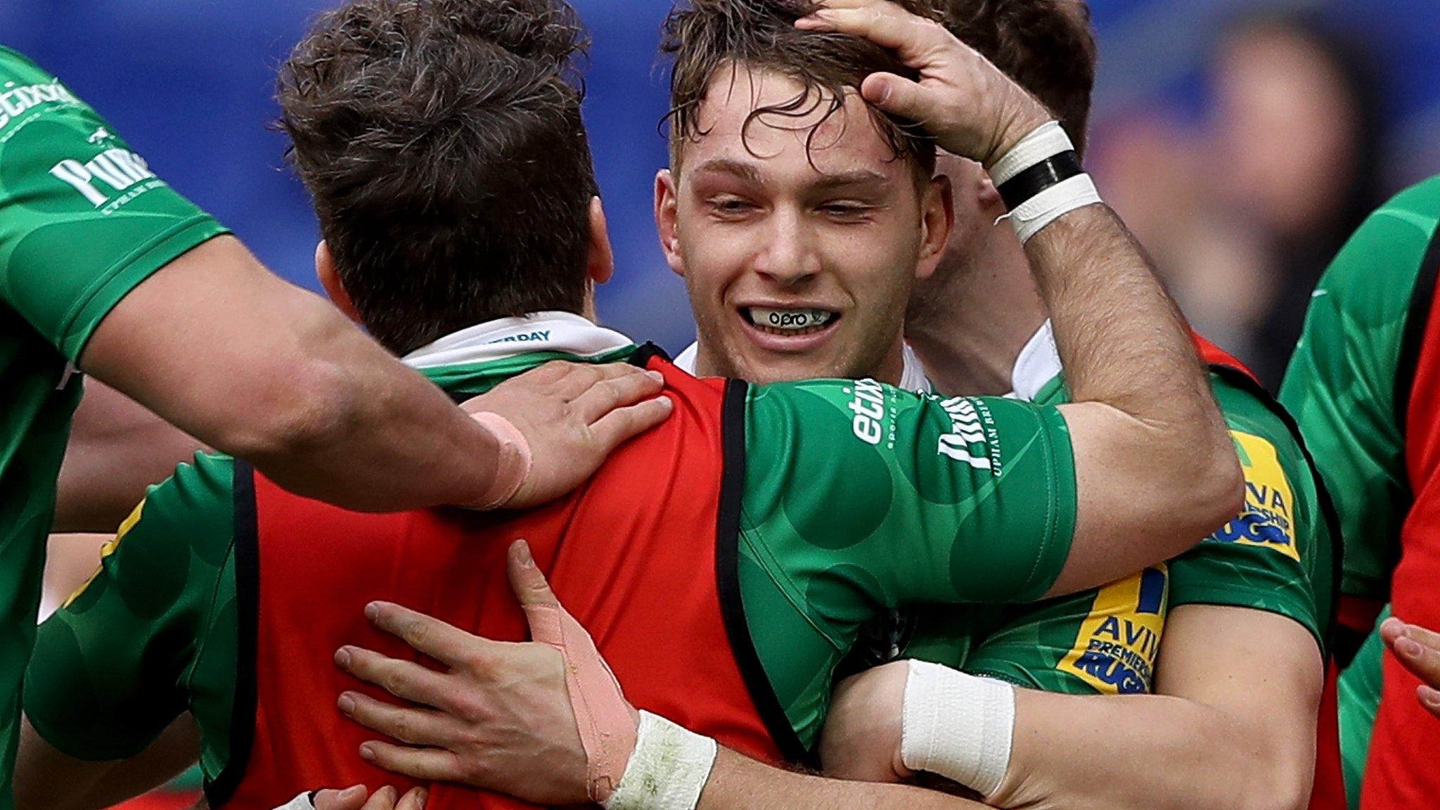 Alex Lewington try celebration versus Saracens