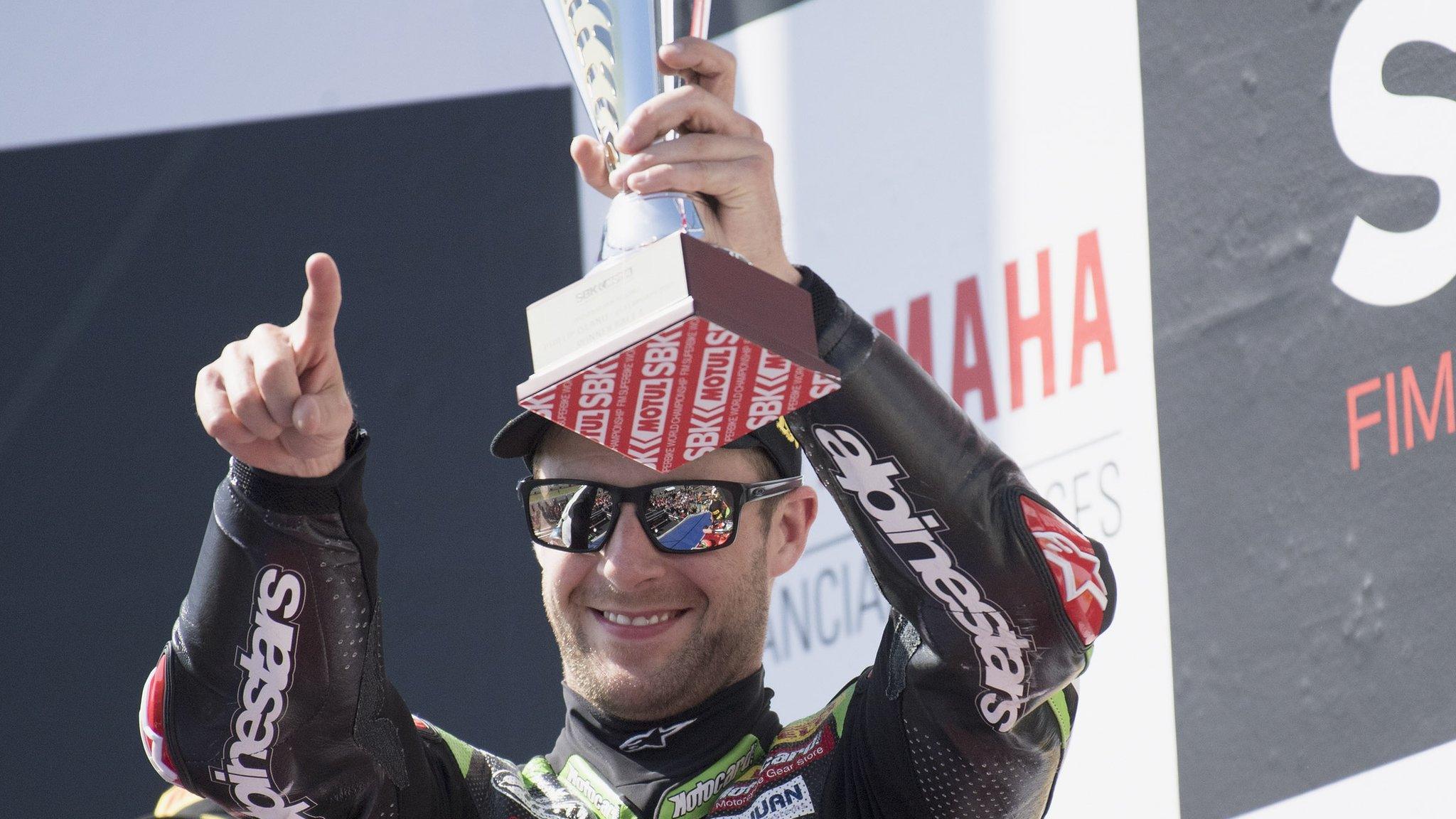 Jonathan Rea celebrates his victory at Philip Island