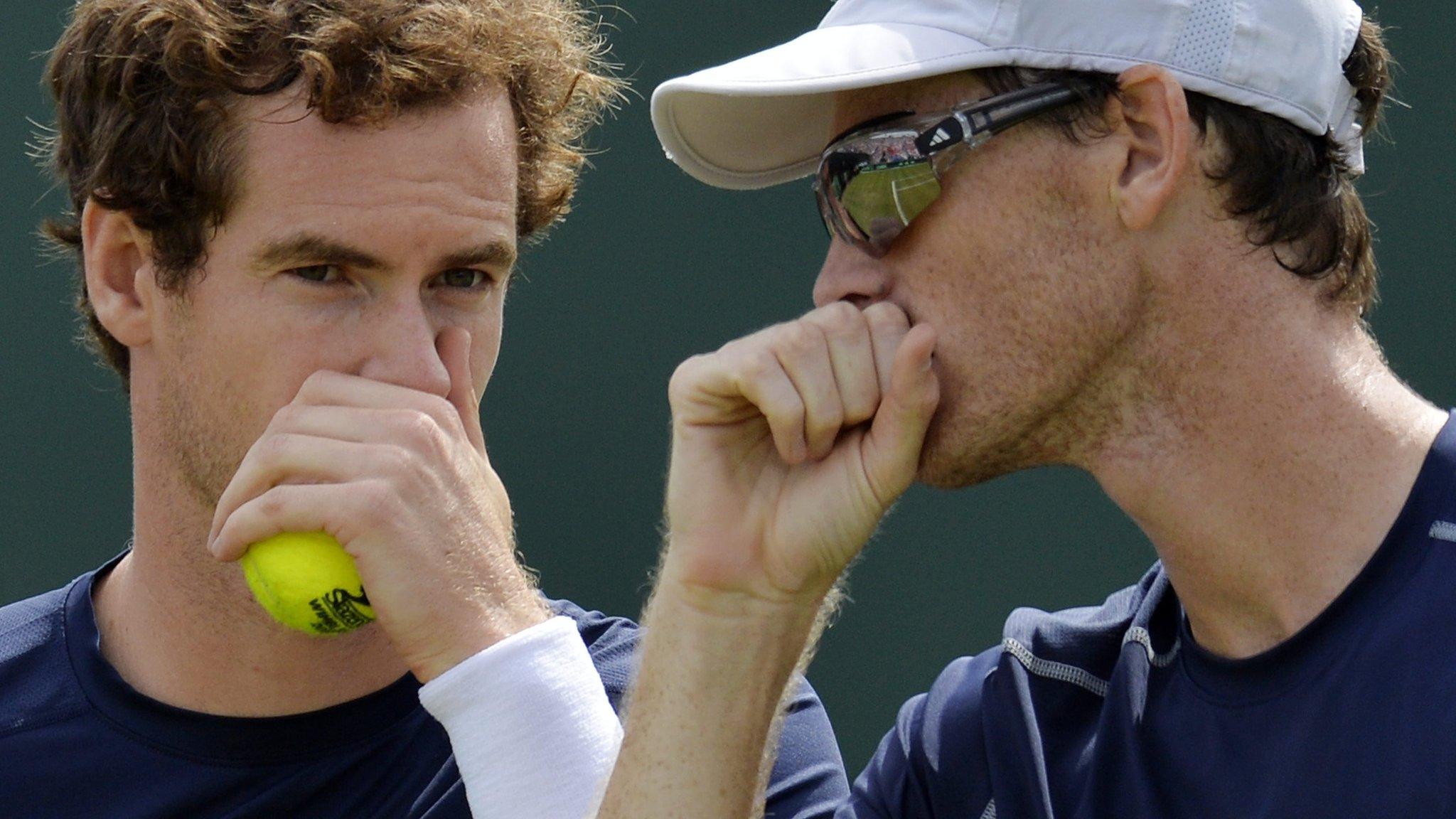 Andy Murray (left) with brother Jamie Murray