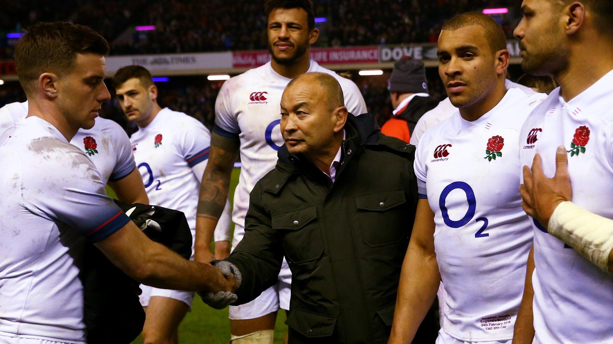 Eddie Jones with England players