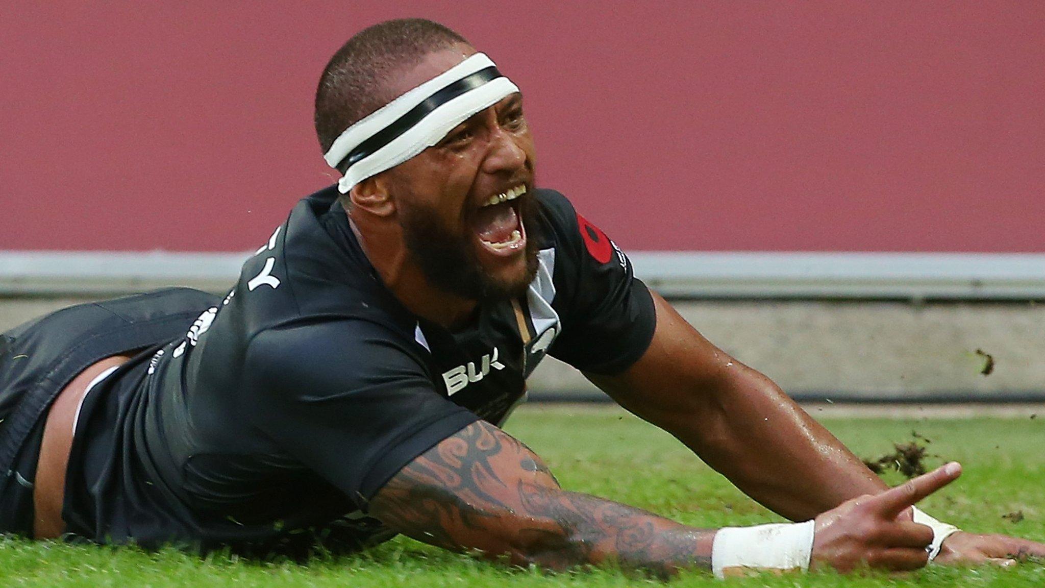 Manu Vatuvei moves to Salford