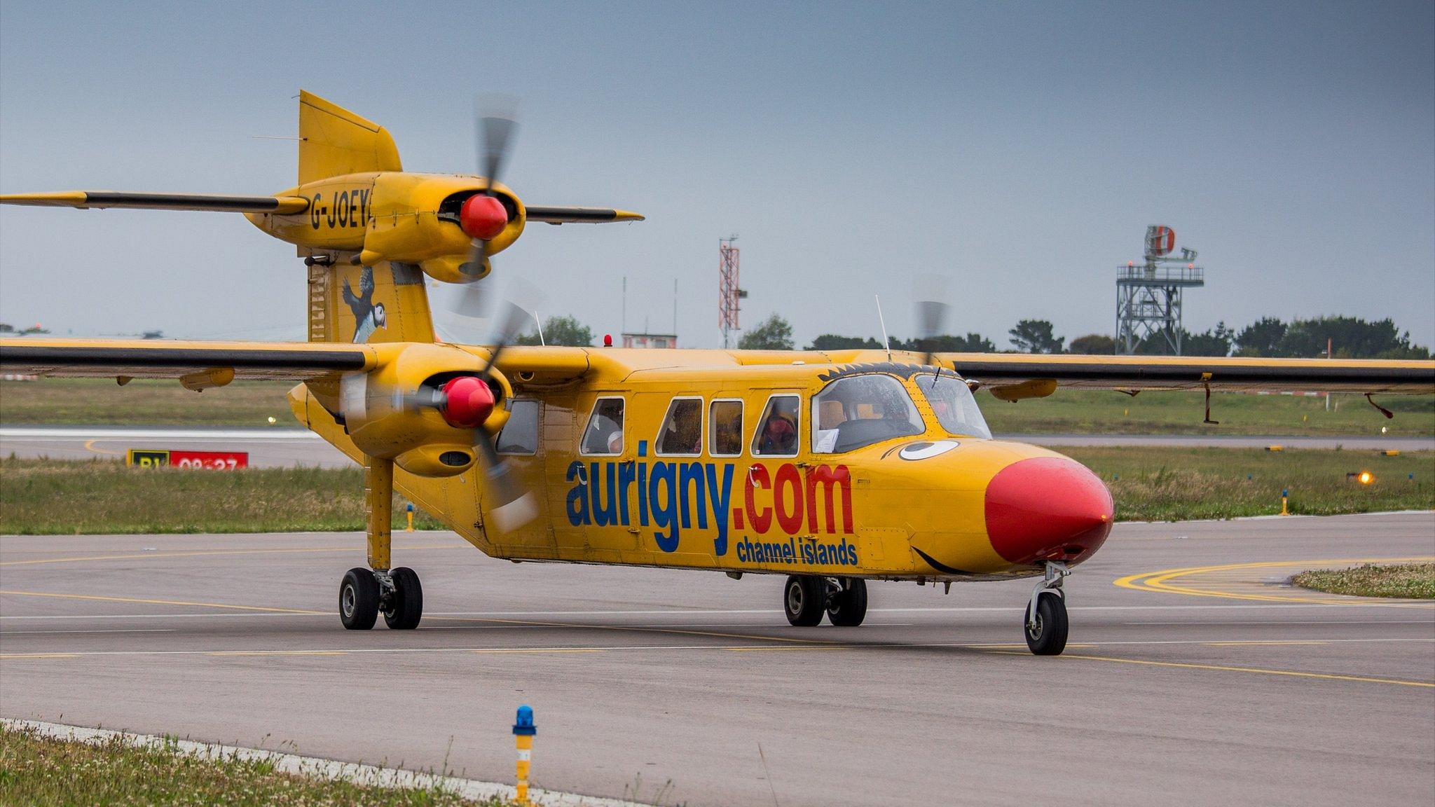 G-Joey taxiing at Guernsey Airport after completing last flight