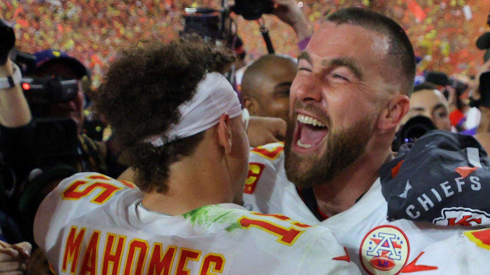 Patrick Mahomes and Travis Kelce celebrate