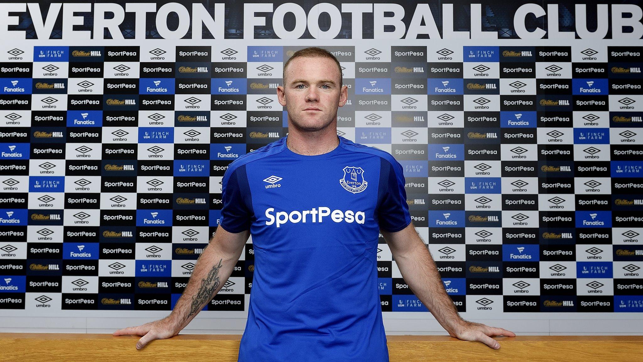 Wayne Rooney joins Everton