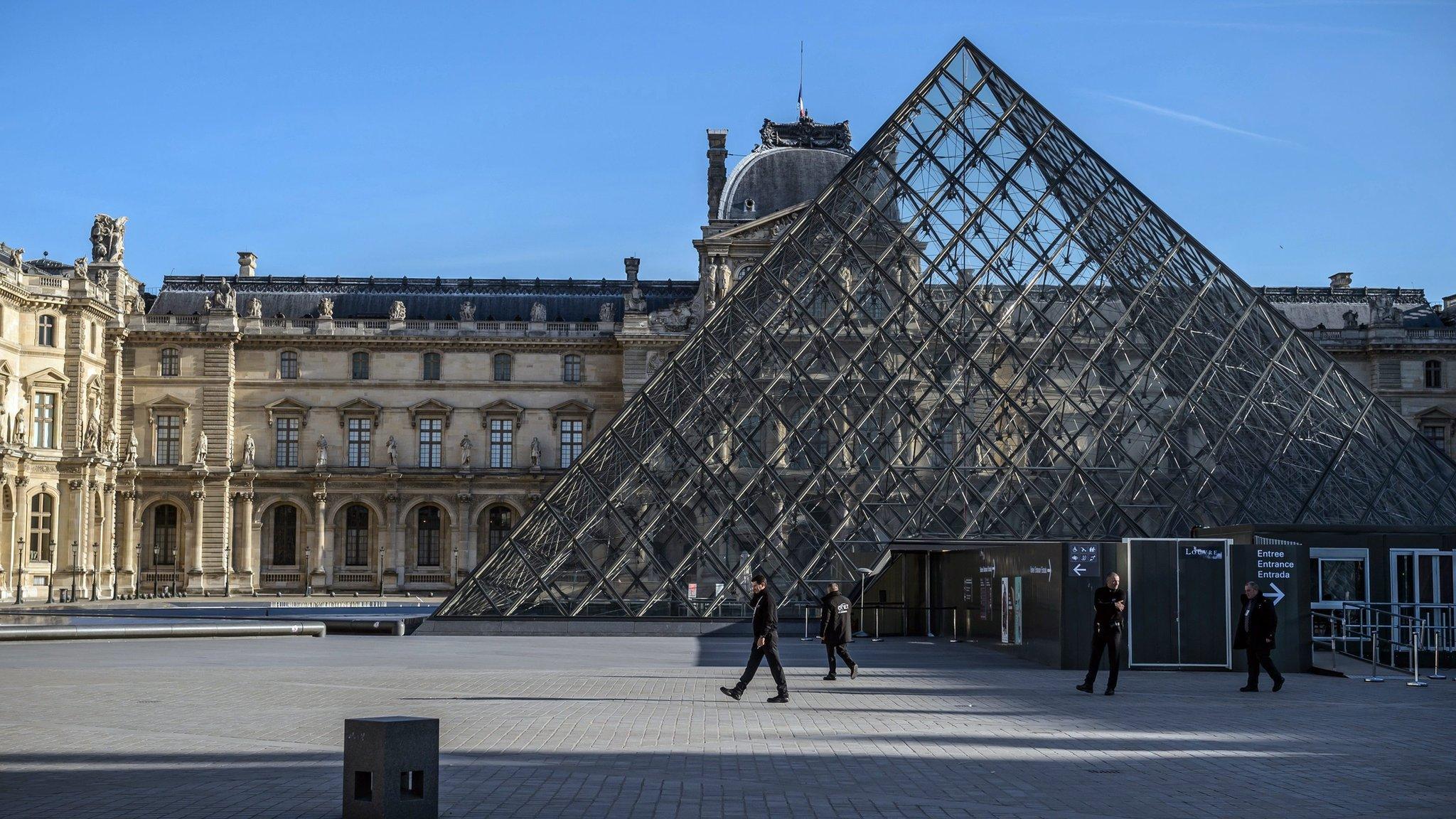 Louvre