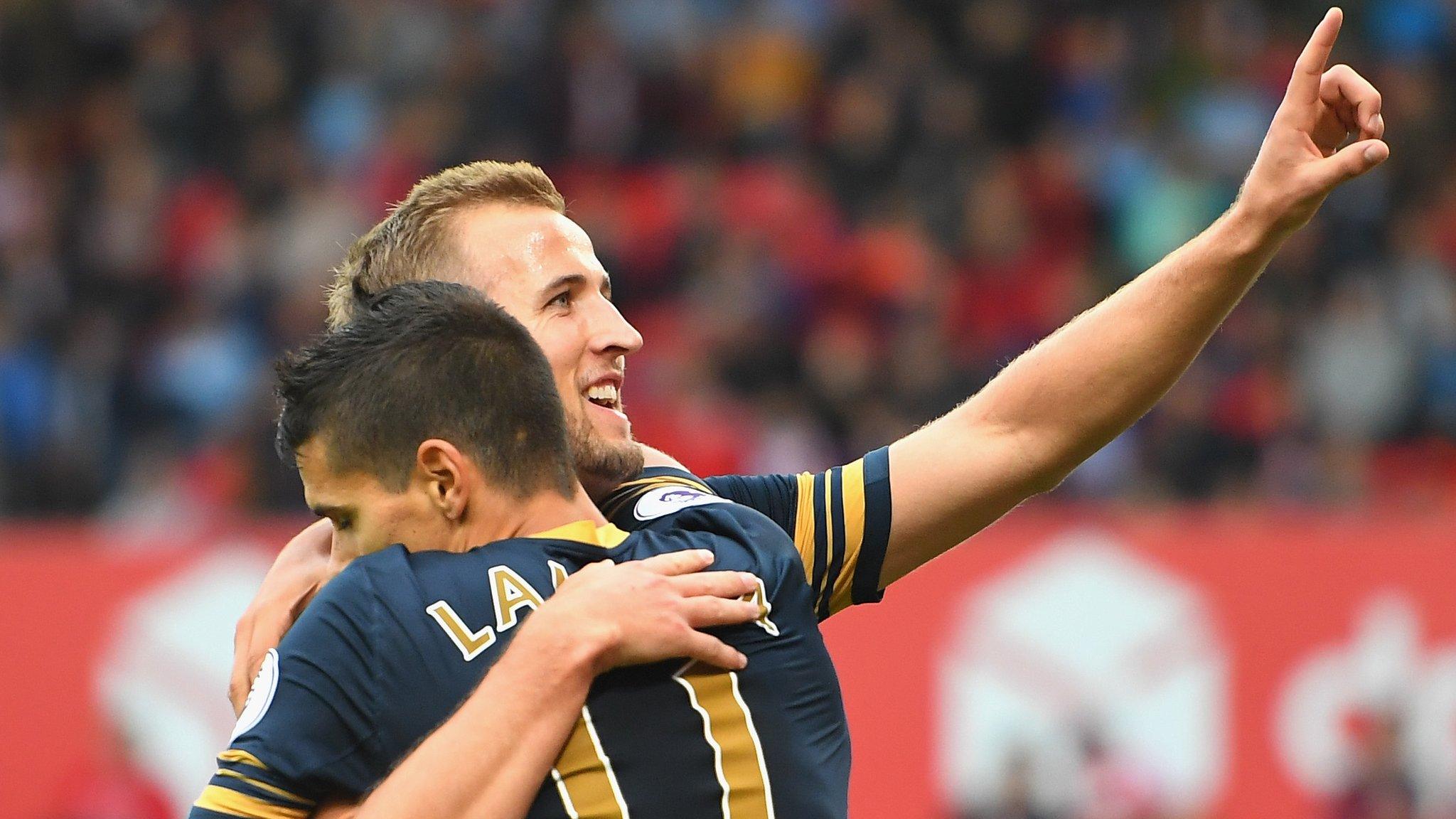 Harry Kane celebrates